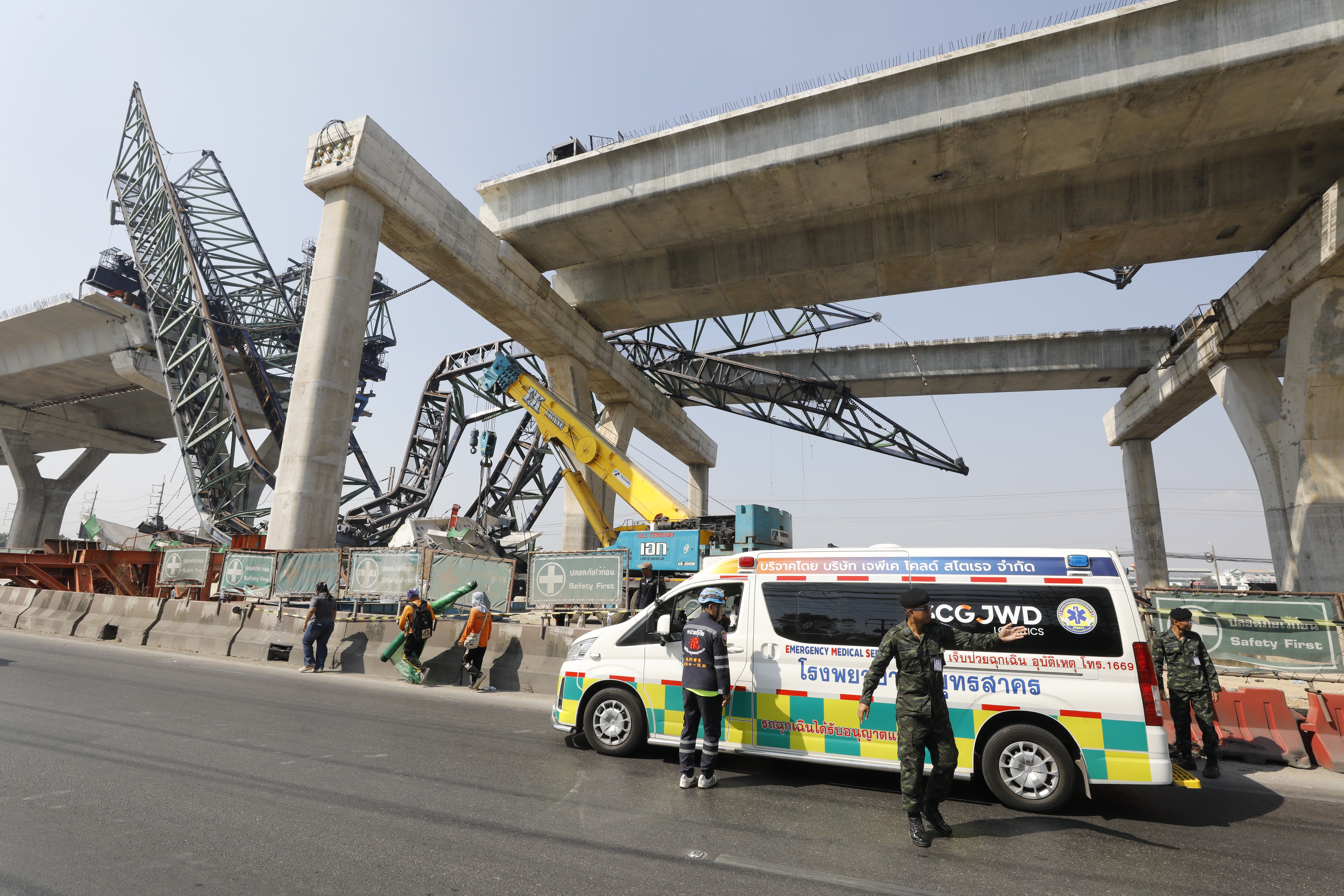 Two killed in Thai crane collapse