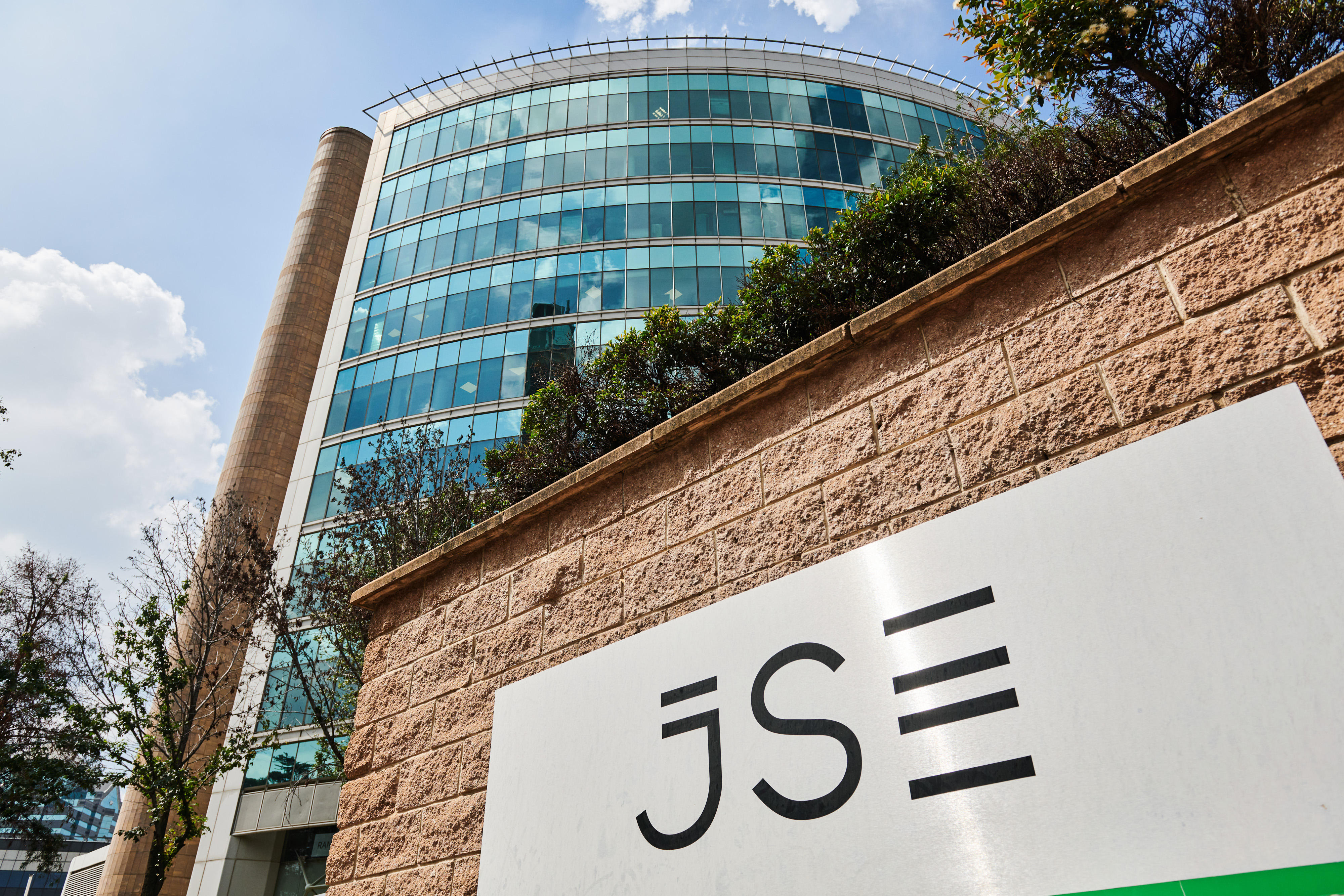 The Johannesburg Stock Exchange (JSE) Ltd. in Johannesburg, South Africa, on Wednesday, Feb. 26, 2025. The South African cabinet met on Monday to consider changes to the budget after Finance Minister Enoch Godongwana had to delay his annual announcement because of a disagreement over a proposed increase in value-added tax. Photographer: Waldo Swiegers/Bloomberg via Getty Images