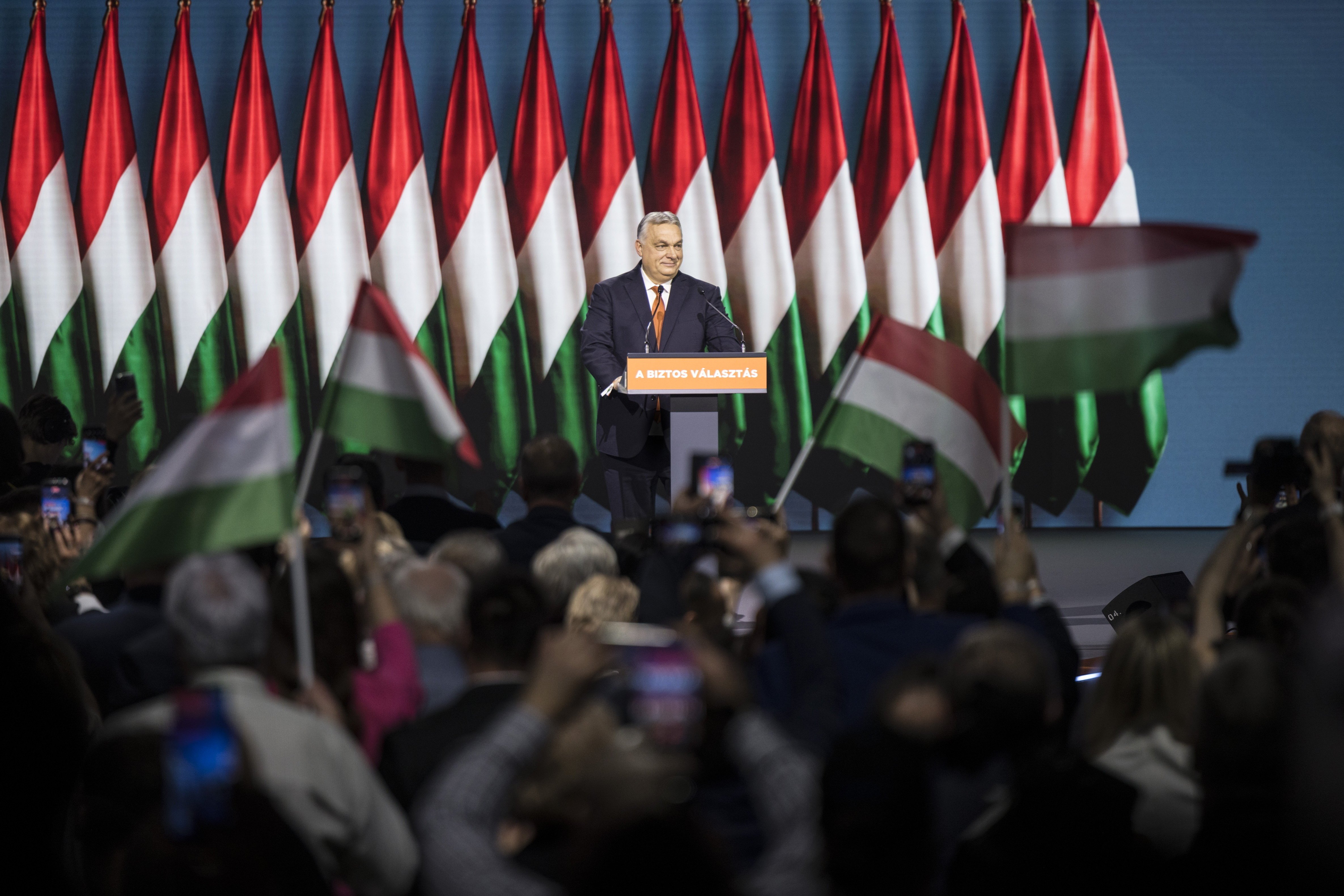A handout photo made available by Hungarian PM's General Department of Communication, shows Hungarian Prime Minister, leader of the ruling Fidesz party Viktor Orban deliver his speech at the congress of the ruling Fidesz party in Hungexpo event hall in Budapest, Hungary, 10 January 2026.  EPA/AKOS KAISER / Hungarian PM Communication HANDOUT  HANDOUT EDITORIAL USE ONLY/NO SALES