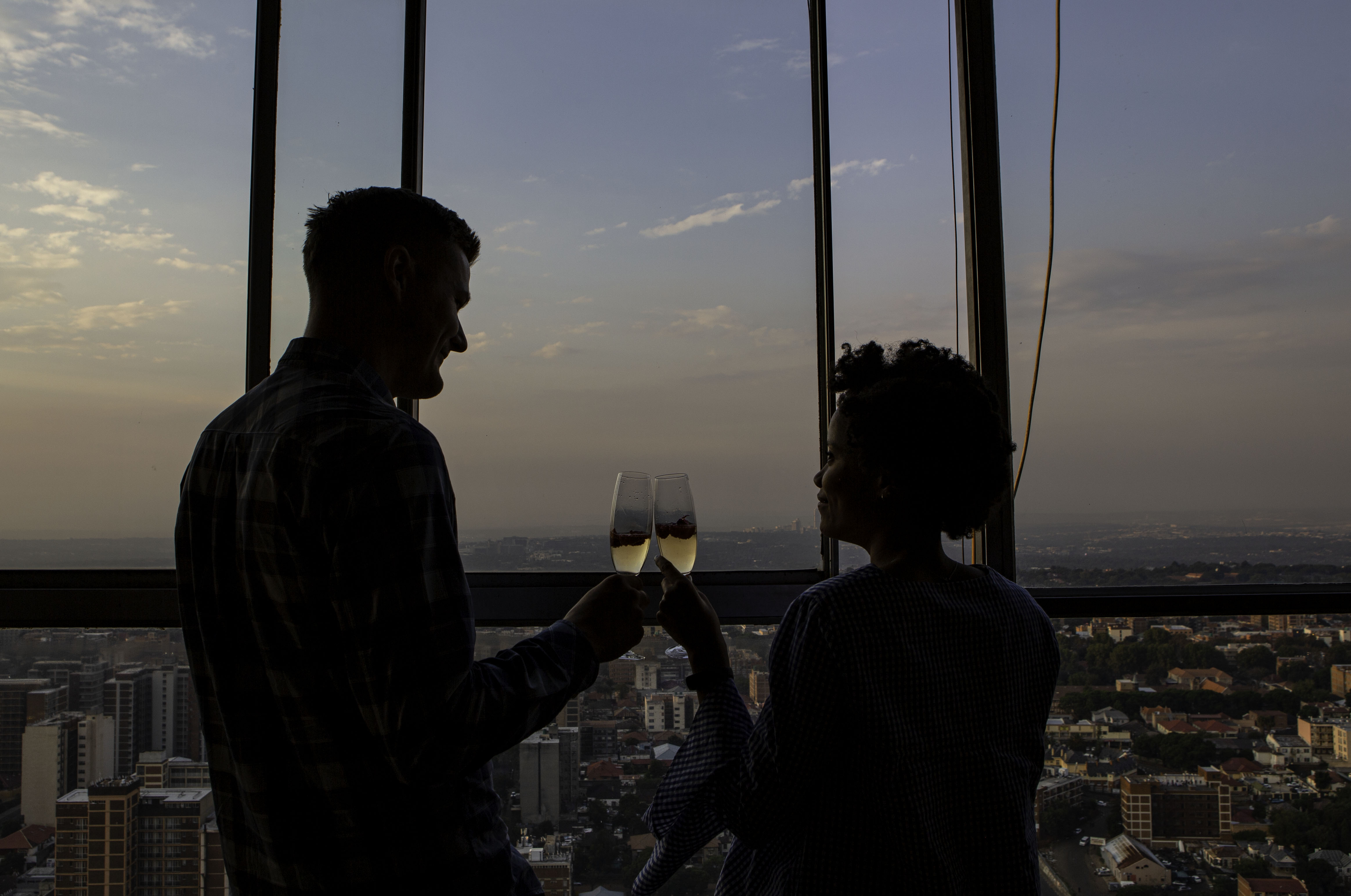 Love. Wine. Views. Cake by Dlala Nje at Ponte Tower. (Photo: Supplied)