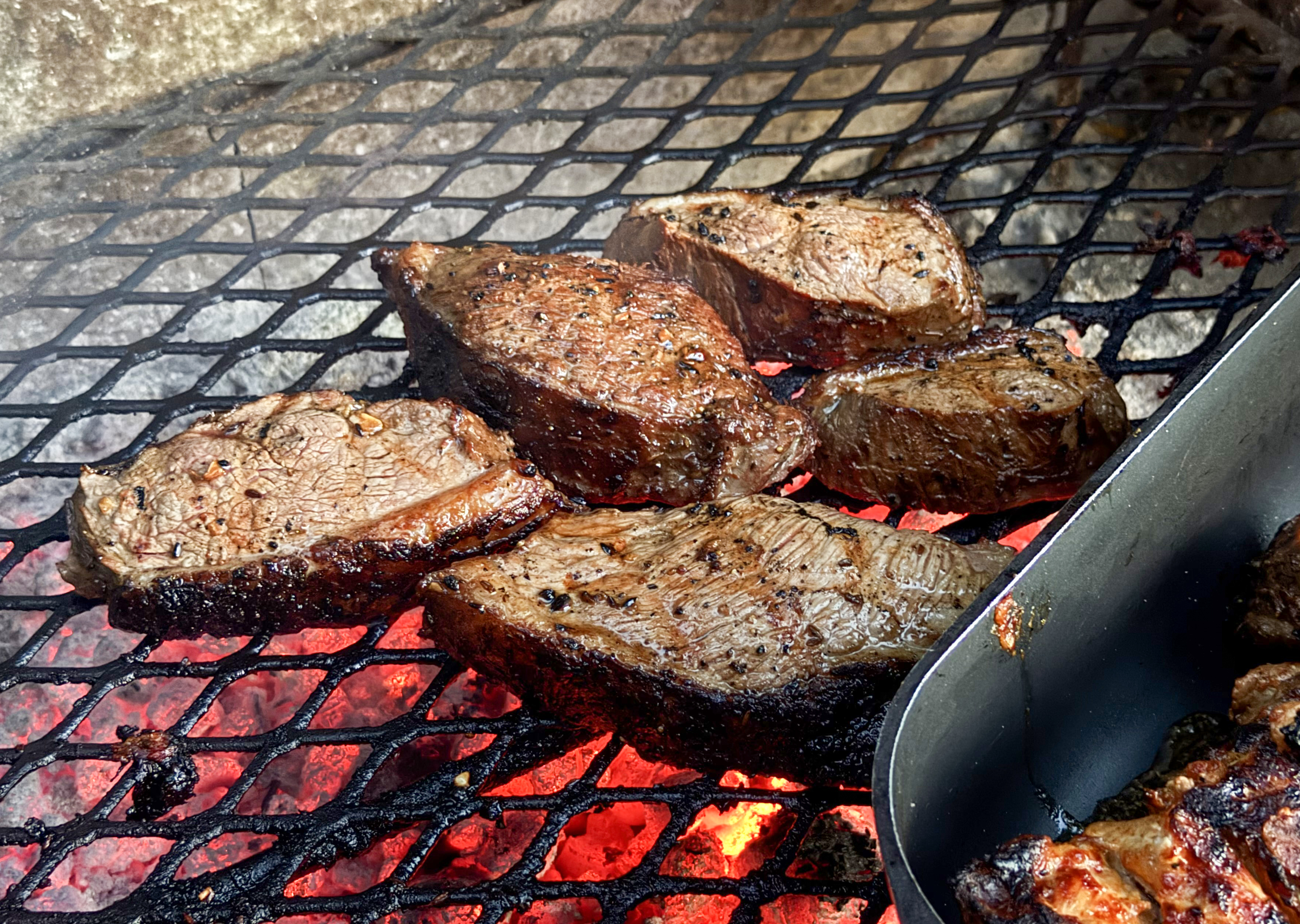 Braaied picanha steaks with soy, lime, garlic and cumin