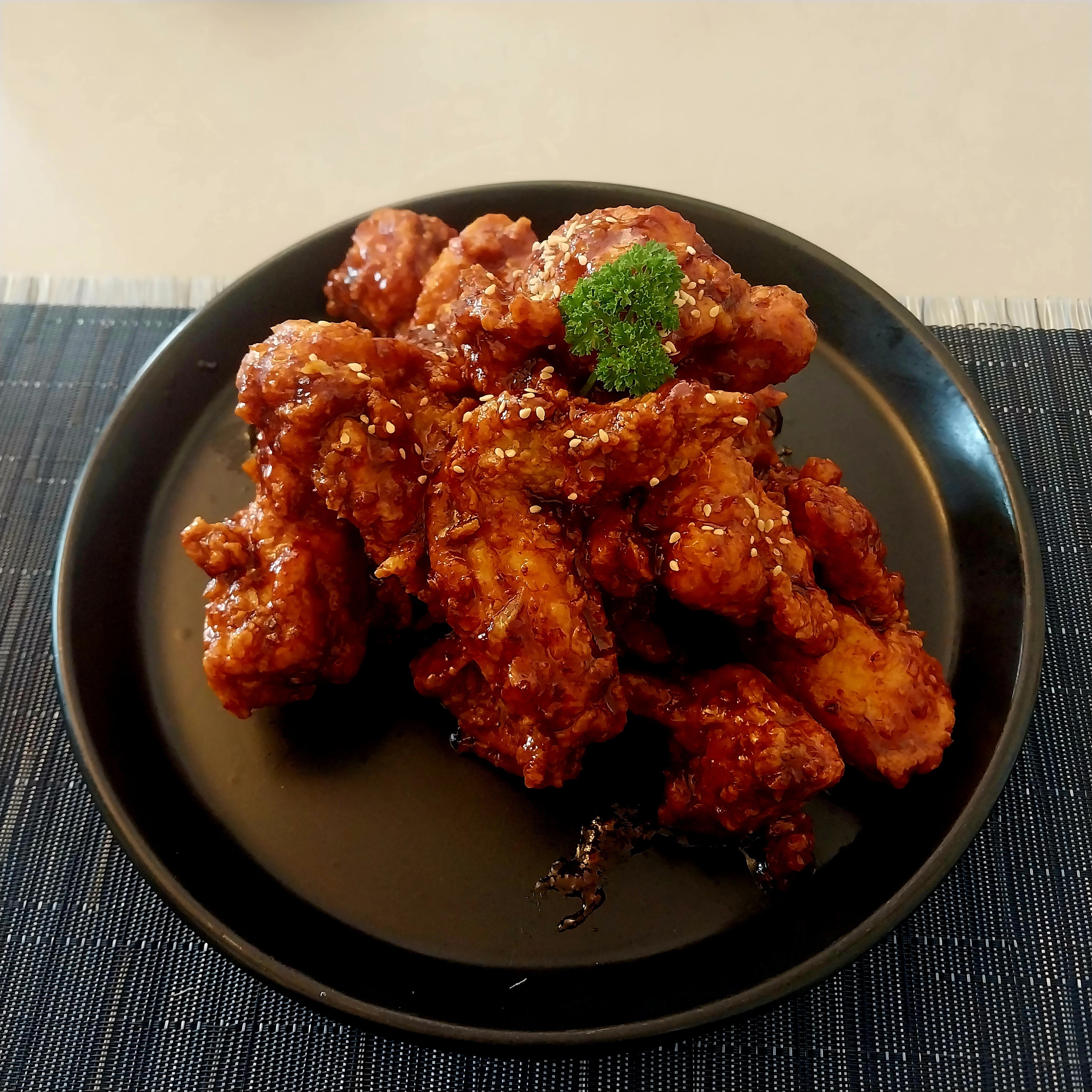 Korean Fried Chicken (or chikin as it is often rendered in Korea) at Korean Garden, Magaliessig. (Photo supplied by vendor)