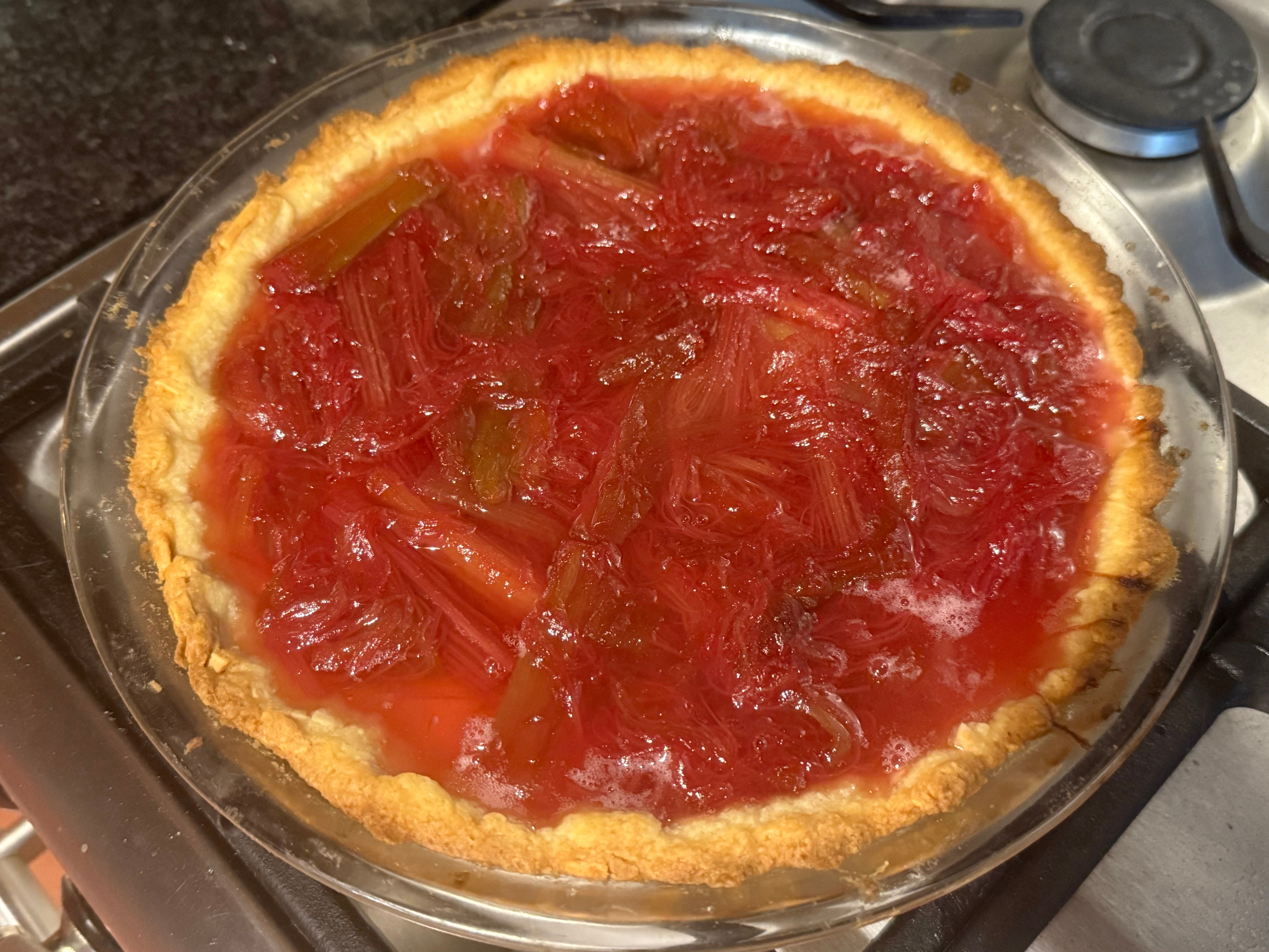 WHAT’S COOKING: Rhubarb tart in a crunchy almond p