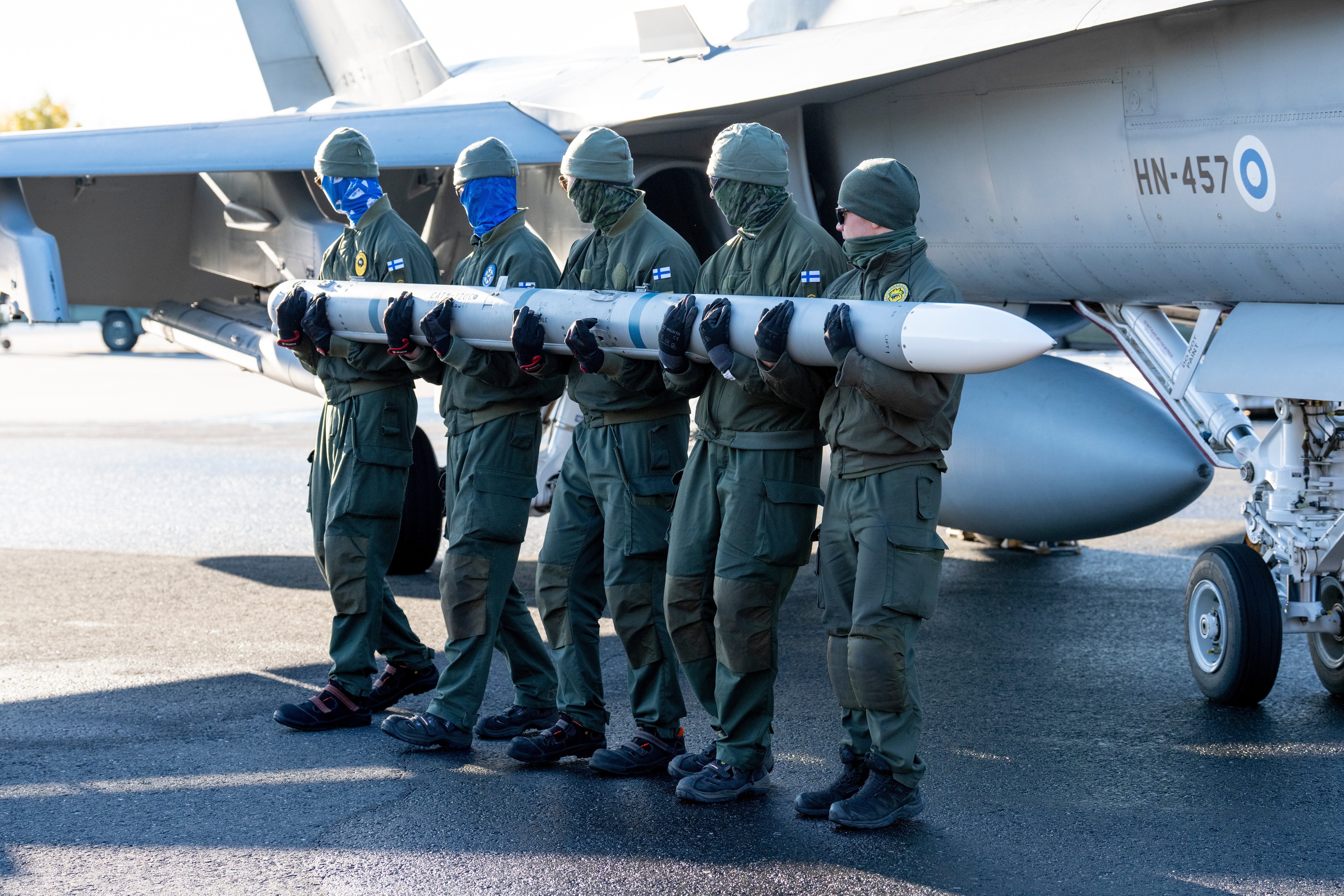 Swedish, Finnish fighter jets intercept group of Russian military aircraft