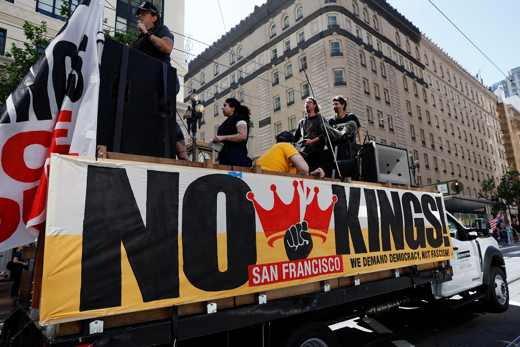 No-kings-global-protests