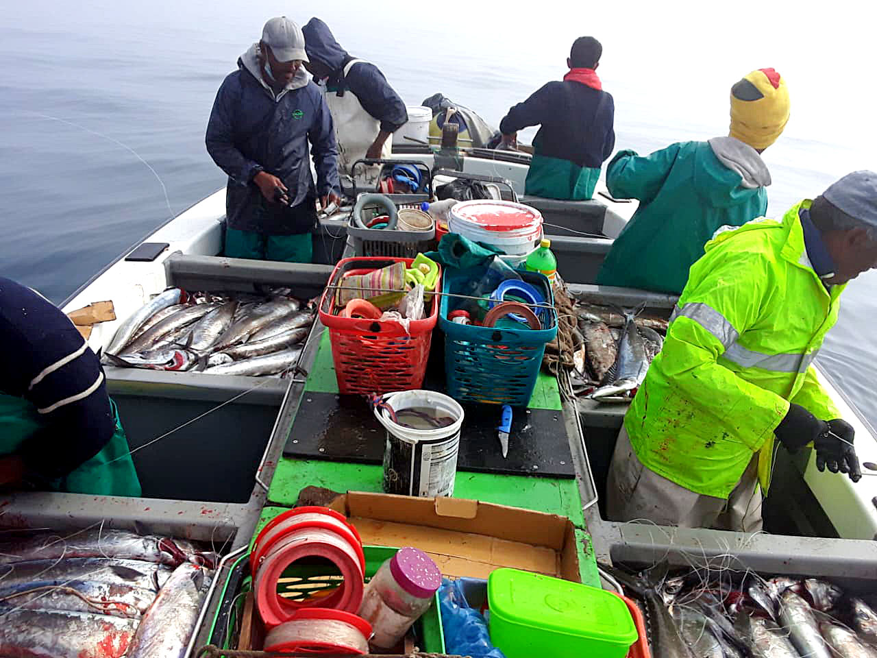 A handline boat and crew. (Photo: Travis Daniels)