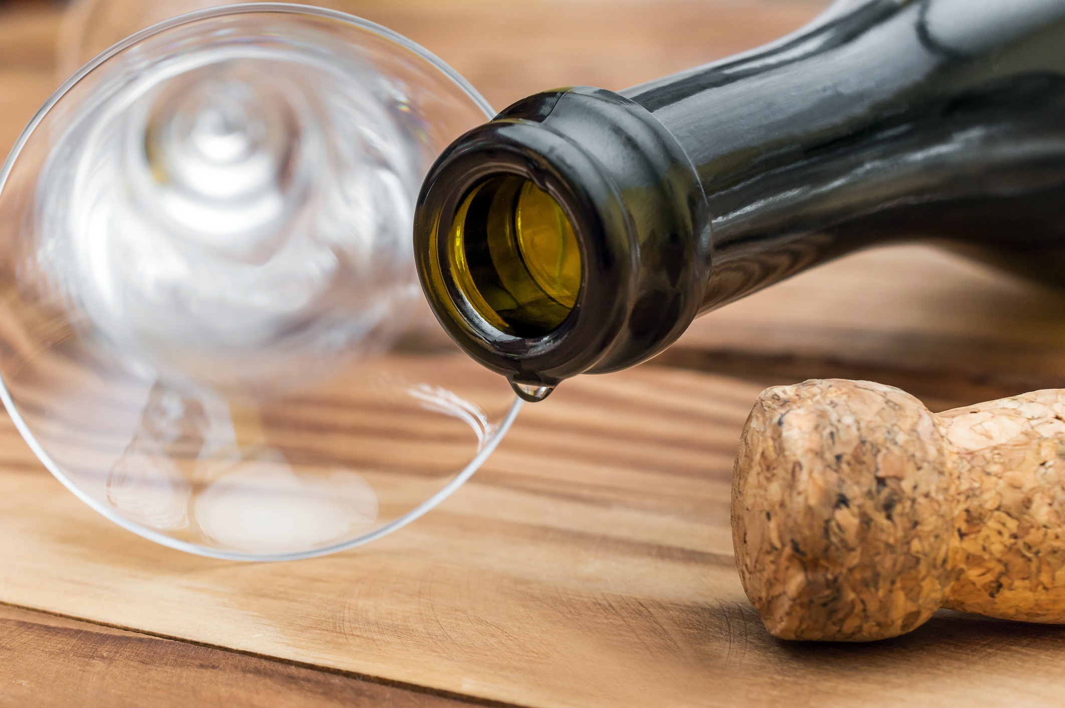 BUBBLES UP: France’s Champagne deficit presents golden opportunity for SA’s Cap Classique