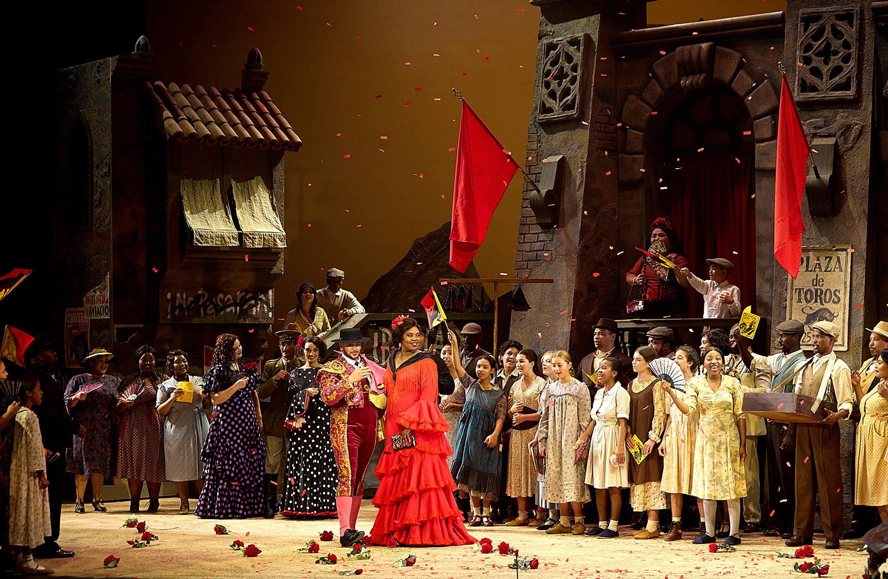 Carmen and her toreador outside the bullfighting arena in Cape Town Opera's Carmen. (Photo: Daniel Rutland Manners)