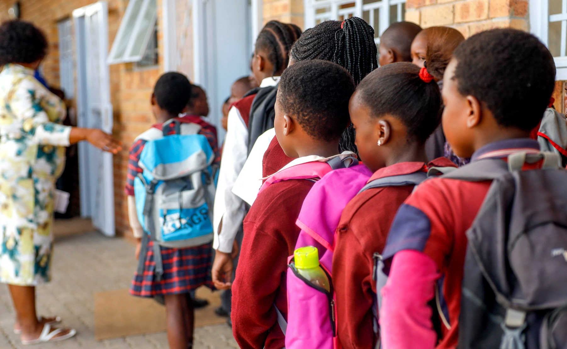 Illustrative image: The Gauteng Department of Education reports that more than 10,000 learners remain unplaced, but says that daily placement and transfer offers continue as the department works to accommodate every learner. It has opened its 2026 online admissions system for late applications for Grade 1 and Grade 8, targeting parents who missed the main application period or had incomplete submissions. (Photo: Sharon Seretlo / Gallo Images)