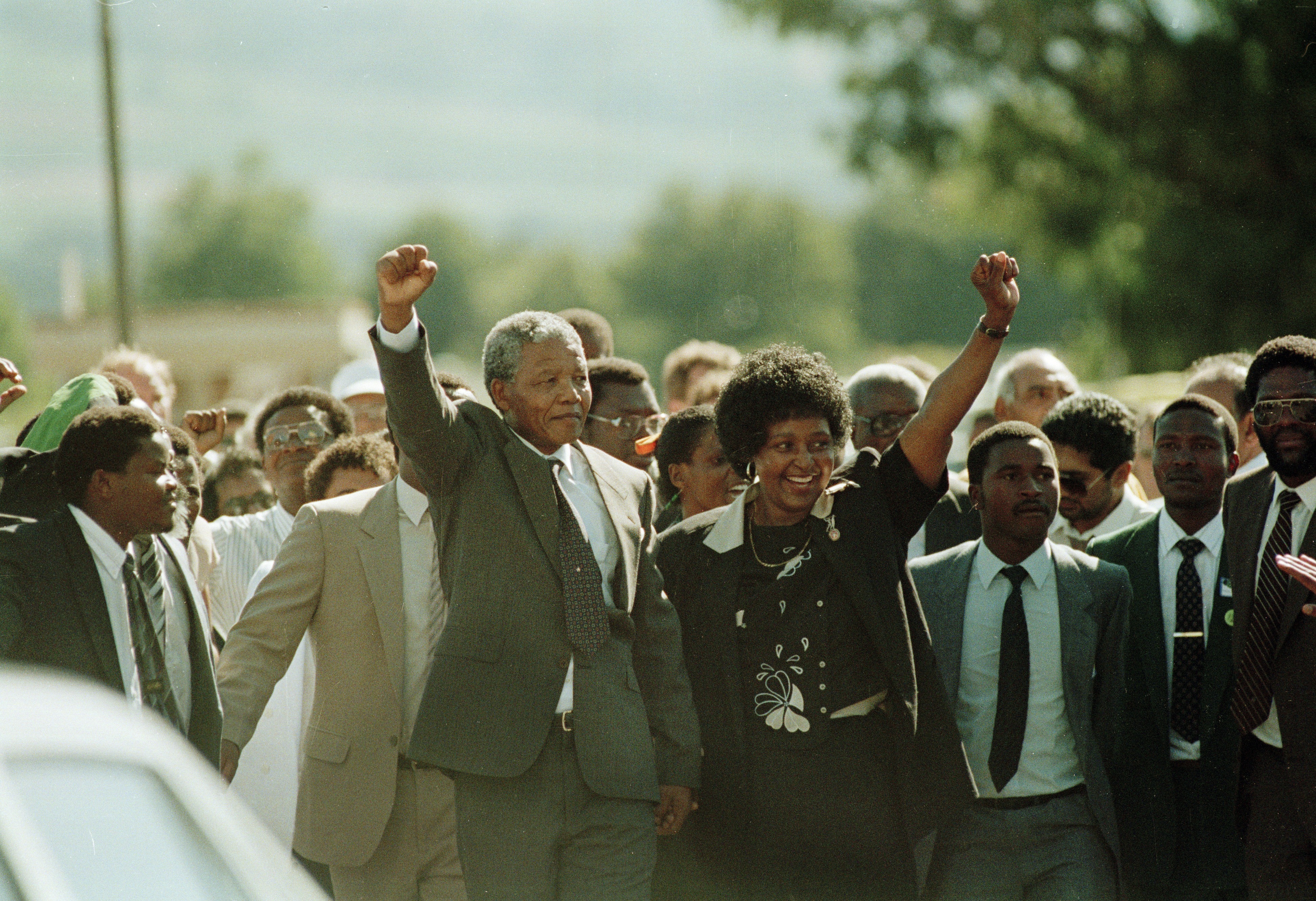 Nelson Mandela with Winnie Mandela after his release from Victor Vester Prison on 11 February 1990. (Photo: Graeme Williams / South Photographs)