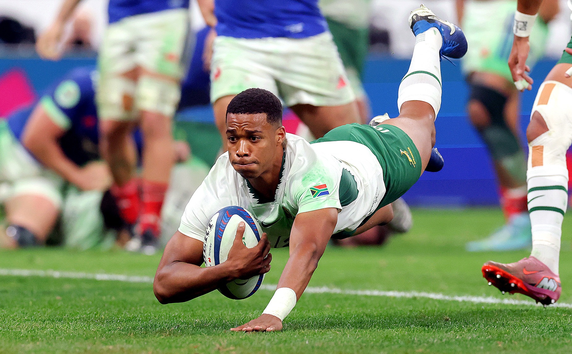 Rugby-Brown Boks attack