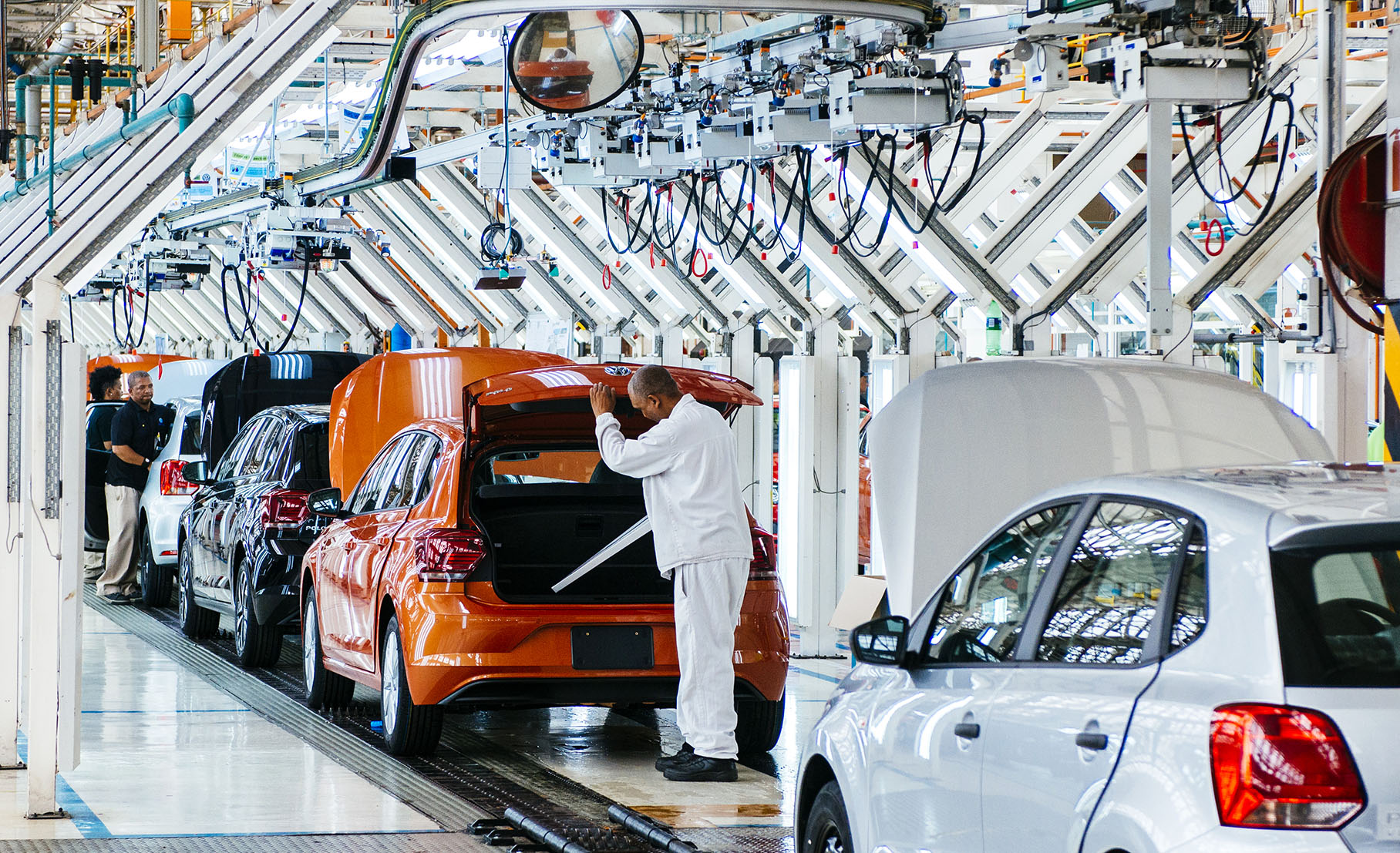 SA carmakers warned: ‘Do not compete with China’