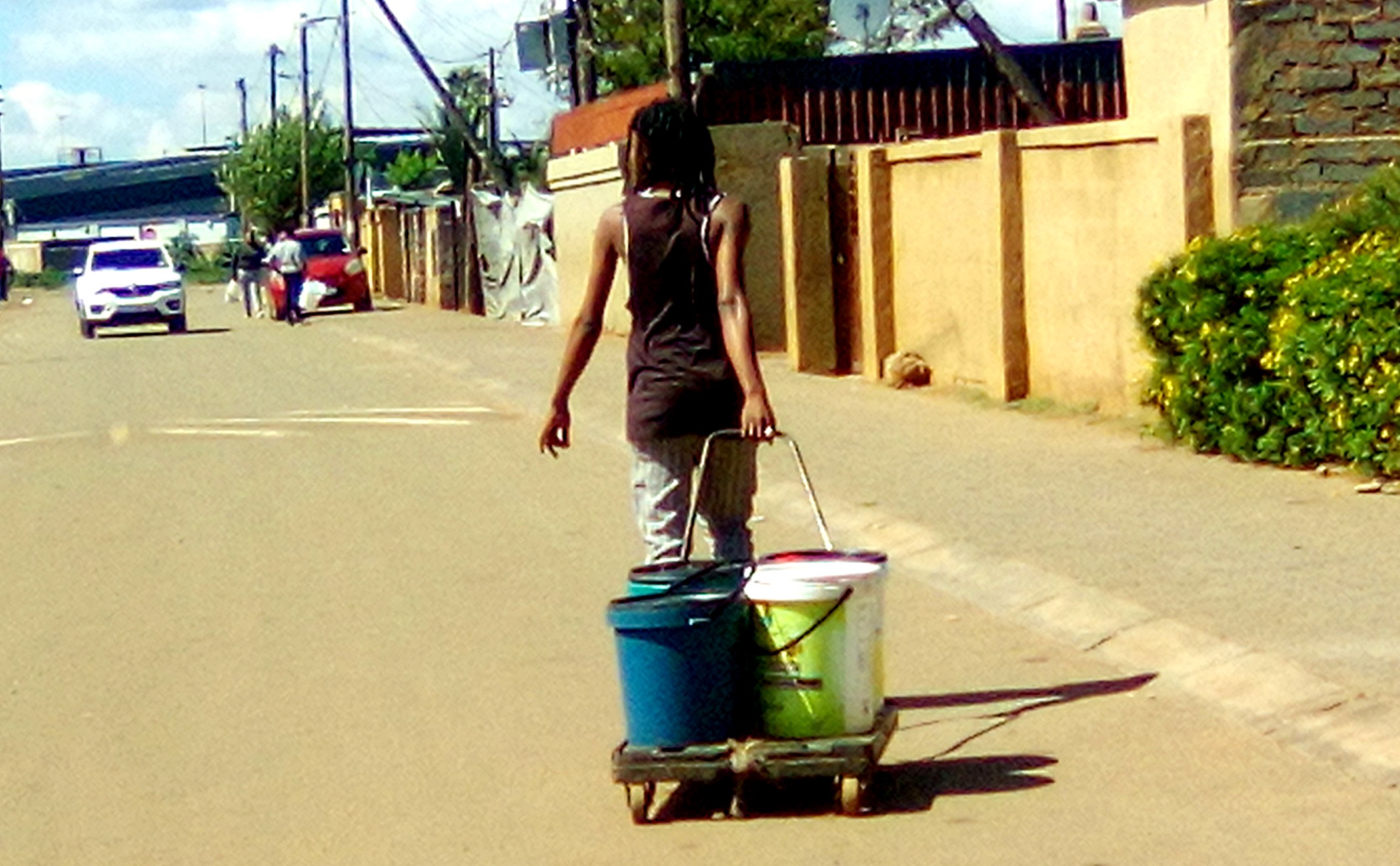 Bheki/ Soweto suburbs go a week without water