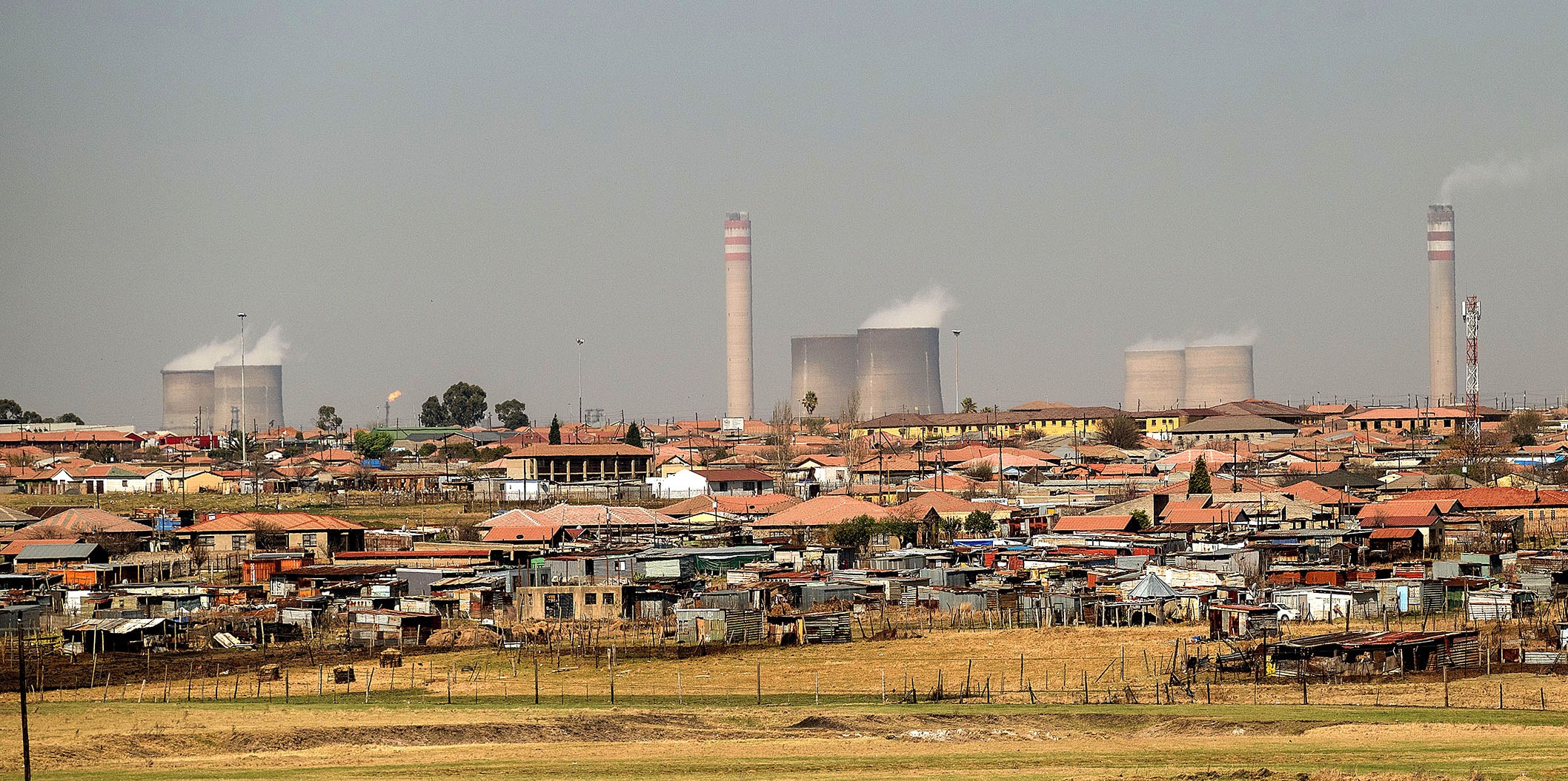 Heavy breathing: Mpumalanga community speaks out as study links Sasol pollution to 1,000 deaths