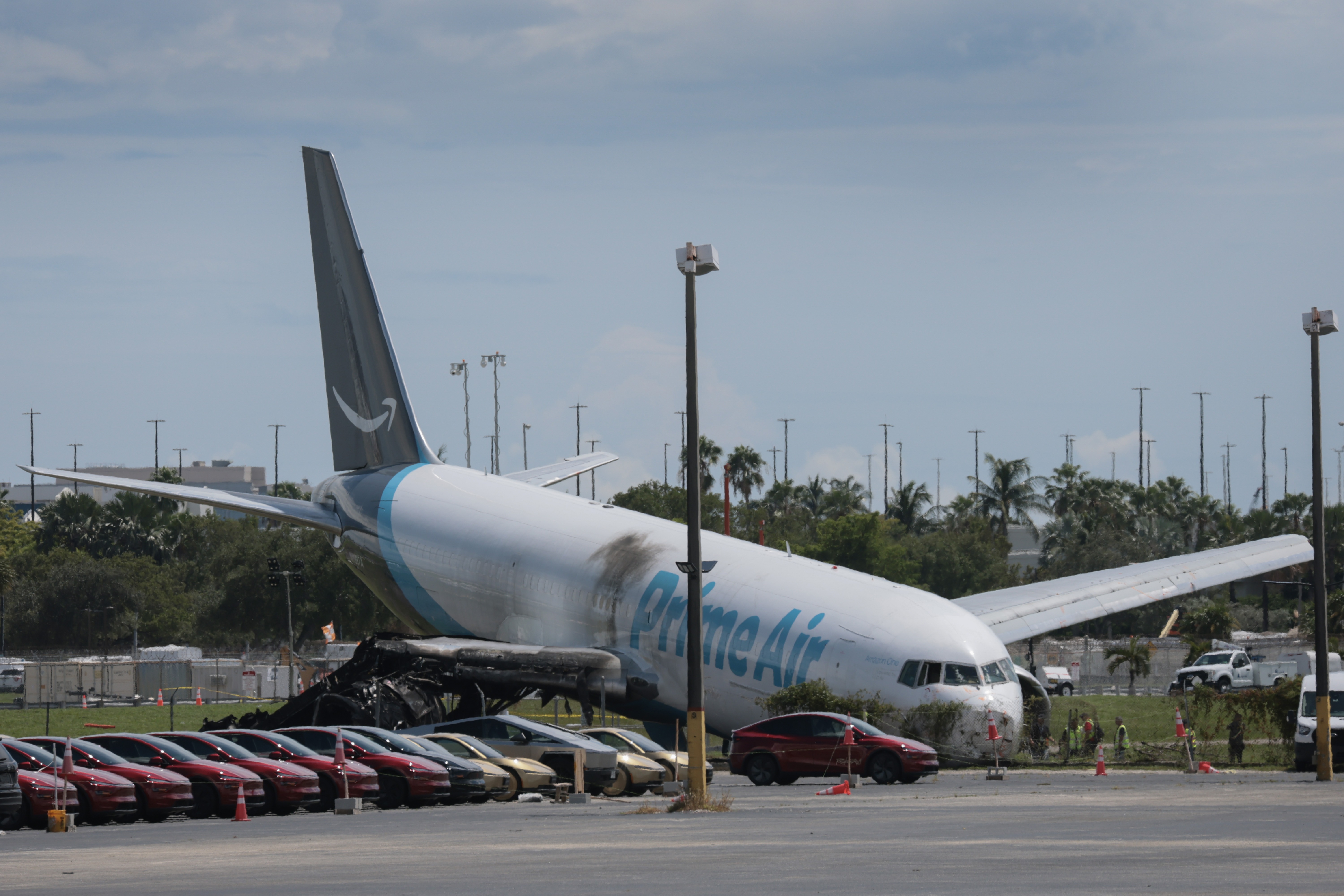 Amazon cargo plane crashes at Miami airport, and more from around the world