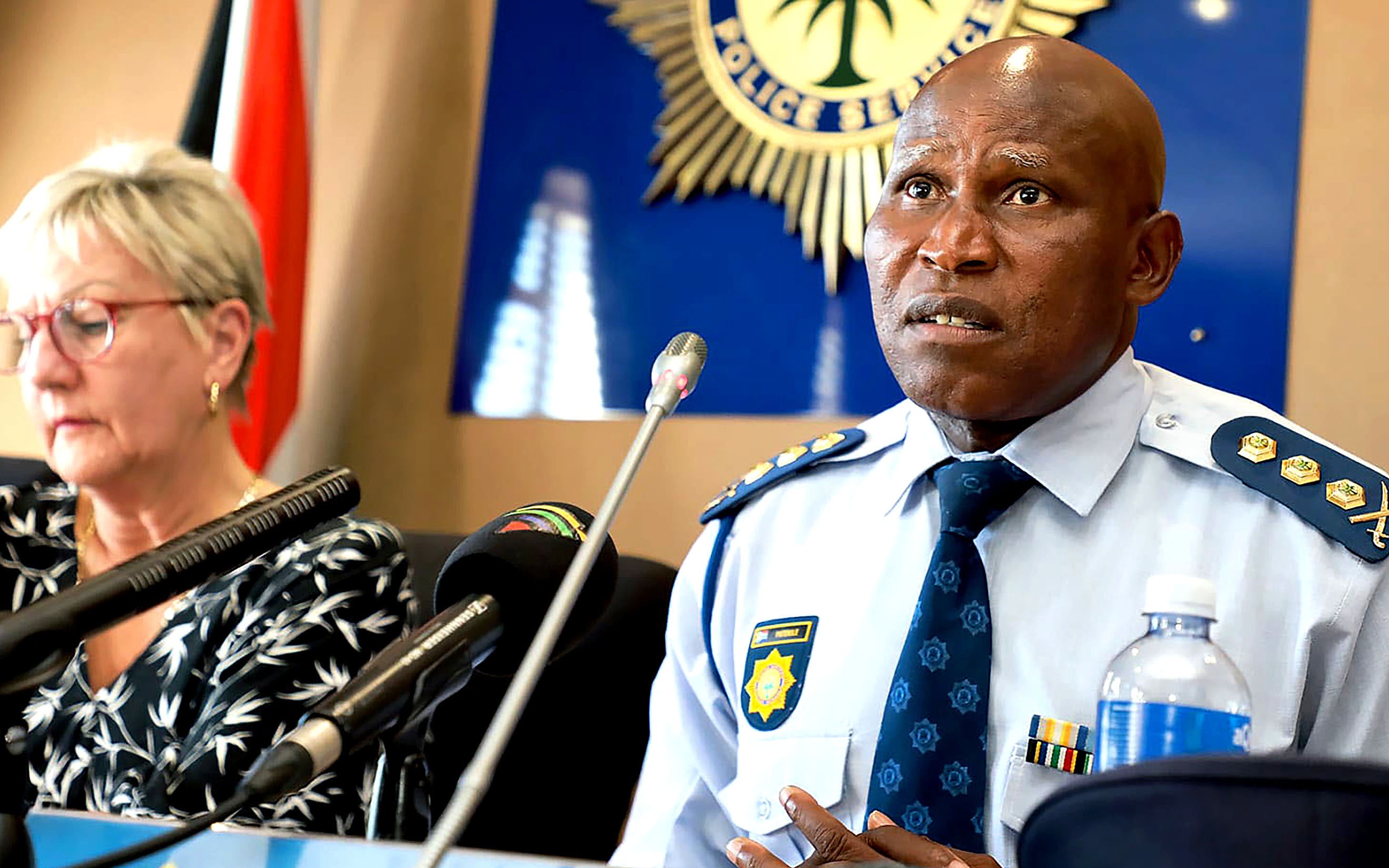 The Western Cape MEC for police oversight and community safety, Anroux Marais, and Western Cape police commissioner Lieutenant General Thembisile Patekile at the release of the third-quarter crime statistics for the province on Tuesday, 3 March. (Photo supplied:  Piet Smith / SAPS)