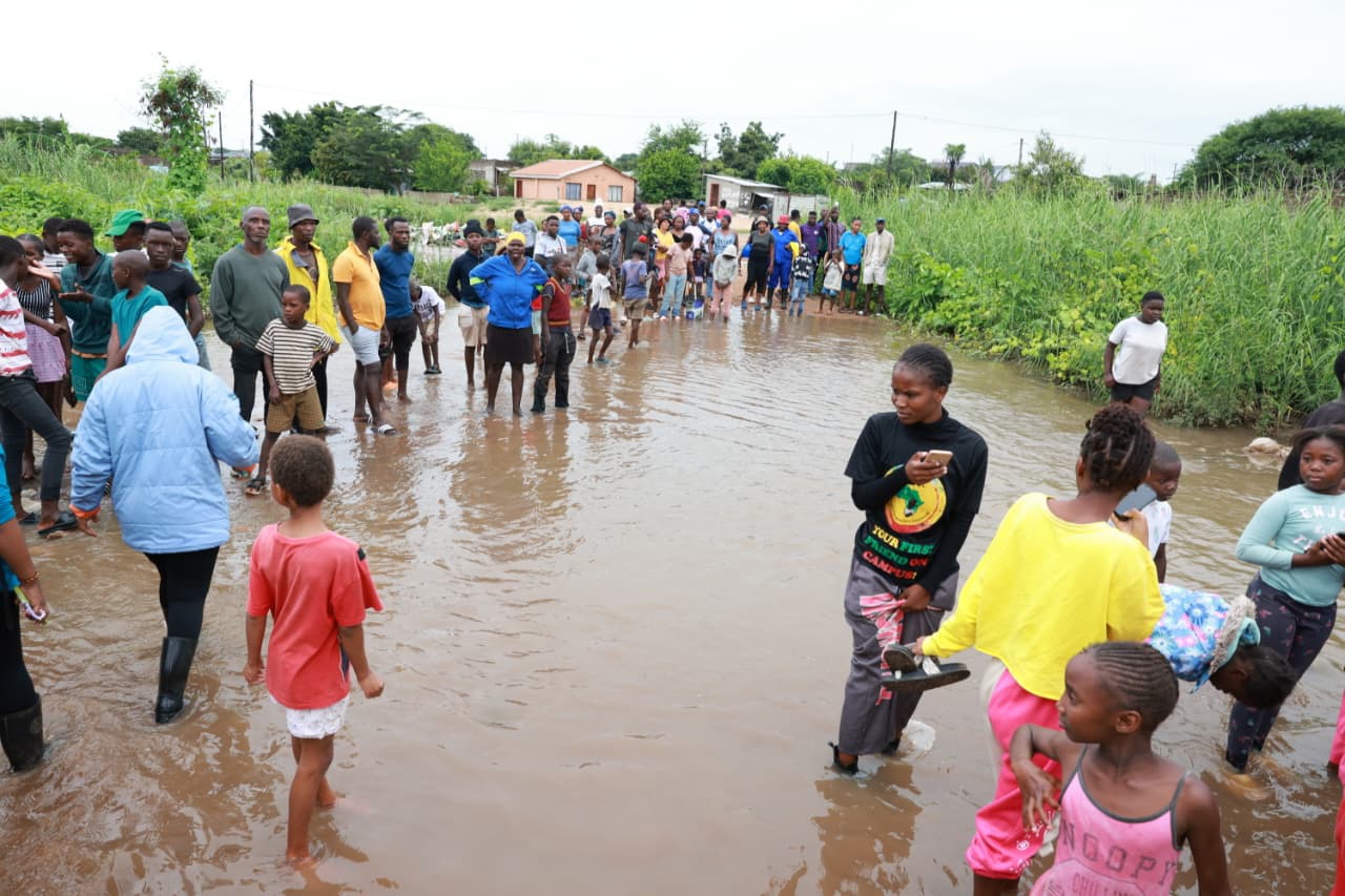 President Cyril Ramaphosa visits flood-affected areas in Nkomazi Local Municipality, Mpumalanga, including Mjejana and Orlando villages, on Monday, 19 January 2026. (Photo: Elmond Jiyane / GCIS)