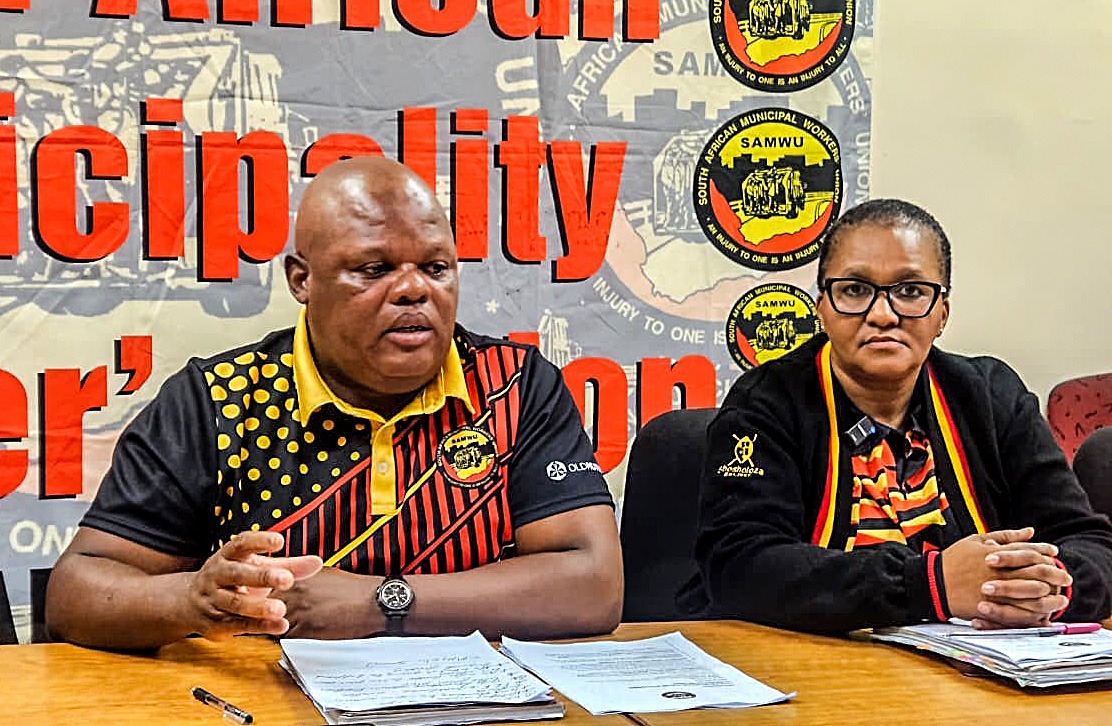 The South African Municipal Workers’ Union has warned of possible strike action in Nelson Mandela Bay, citing governance failures, senior management vacancies and stalled disciplinary processes. 