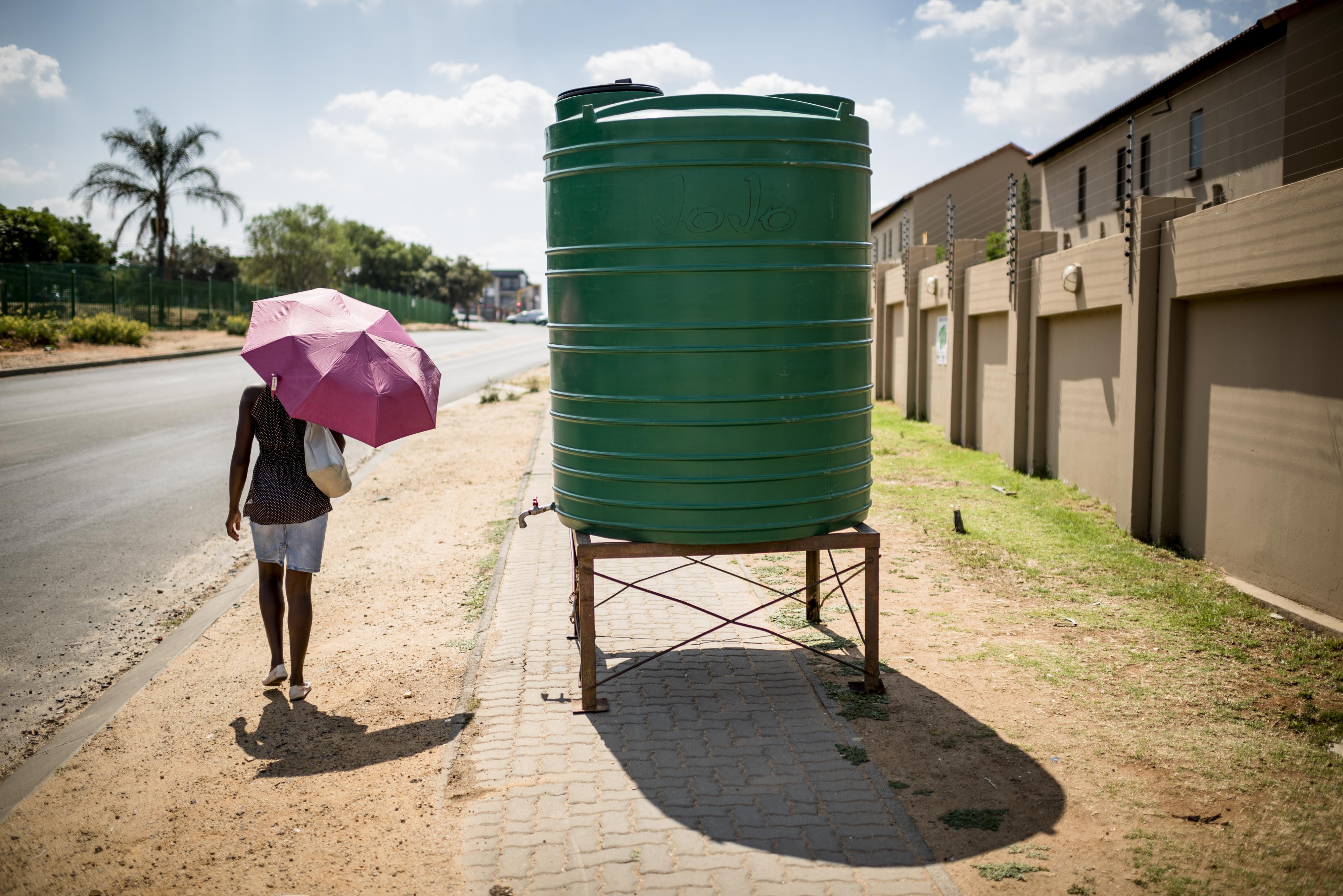 Lockdown regulations prevented installation of water tanks, minister says