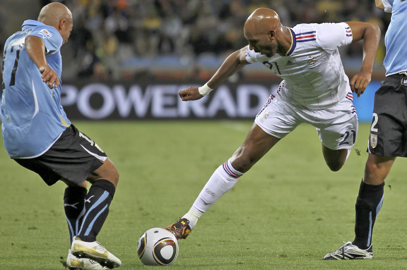 Ten-man Uruguay ekes out a draw against lifeless, tired France