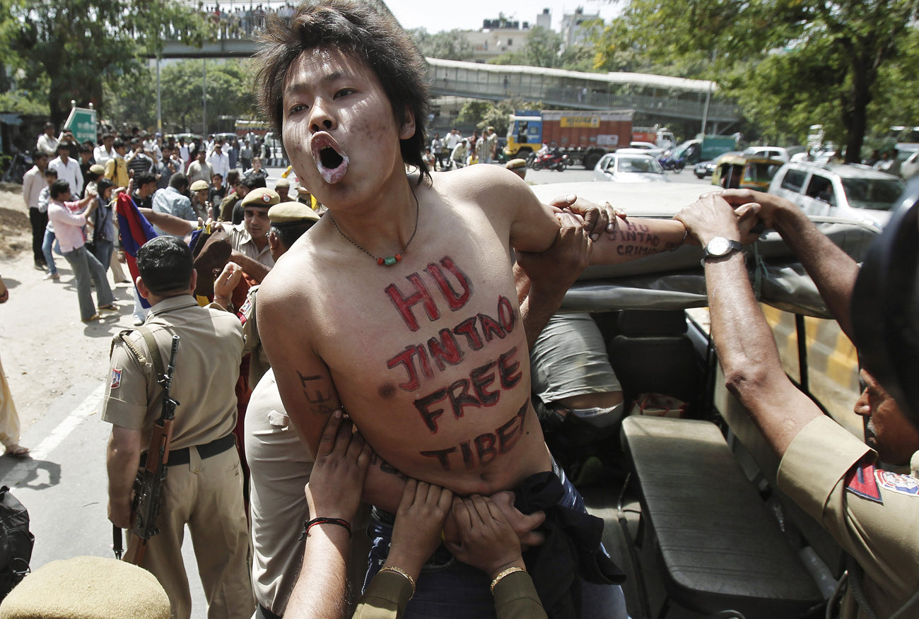 Brics summit exposes the high wall between India and China