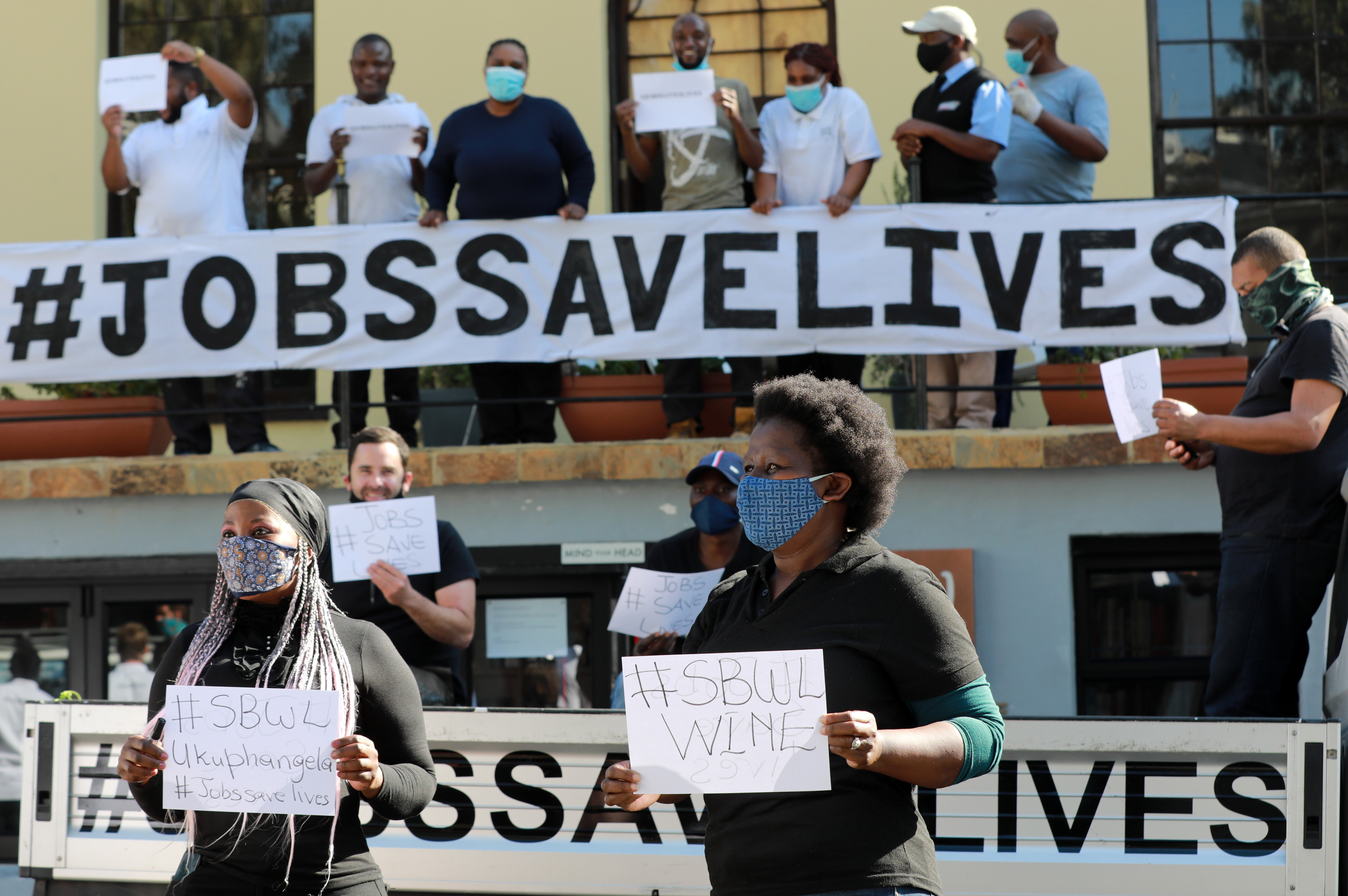 Small businesses and state at loggerheads over ombud proposal