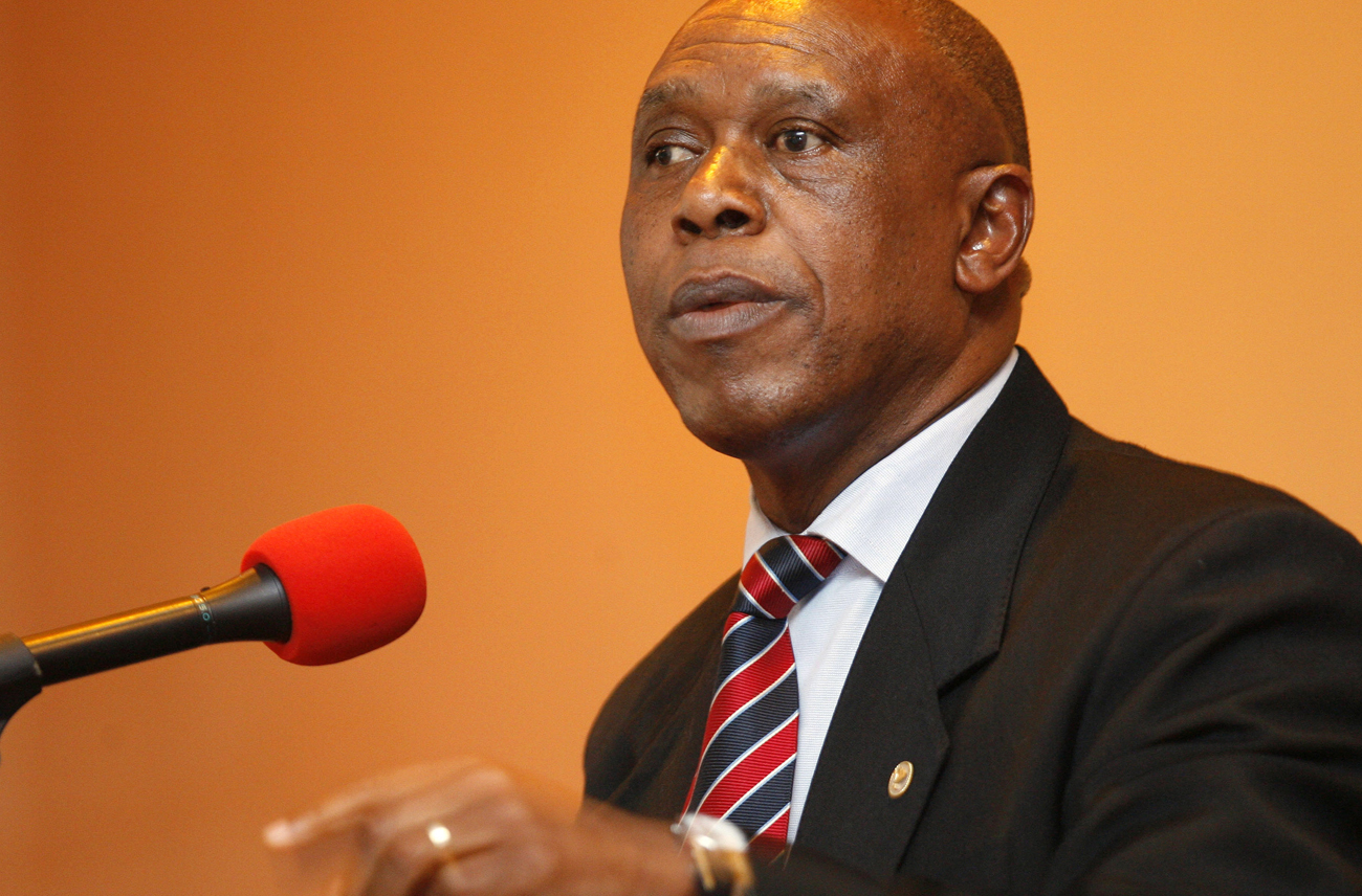Businessman Tokyo Sexwale addresses journalists in Cape Town