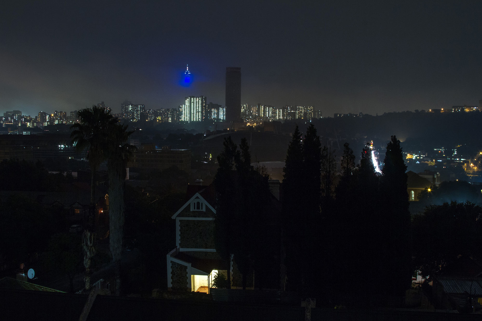 Joburg residents sit in the dark for days as the city’s grid collapses