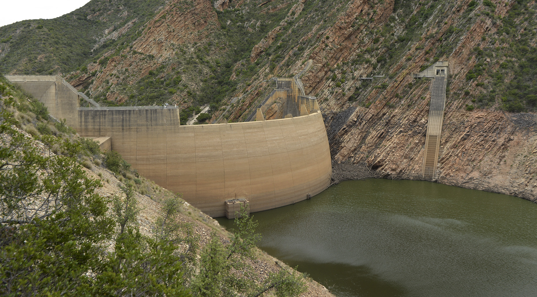 Nelson Mandela Bay wins a week’s grace after rain falls in catchment area