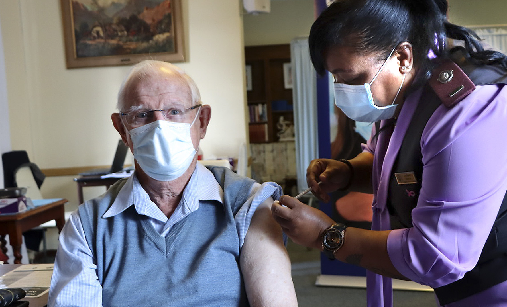 Western Cape allows limited walk-ins – but you won’t be guaranteed a Covid jab