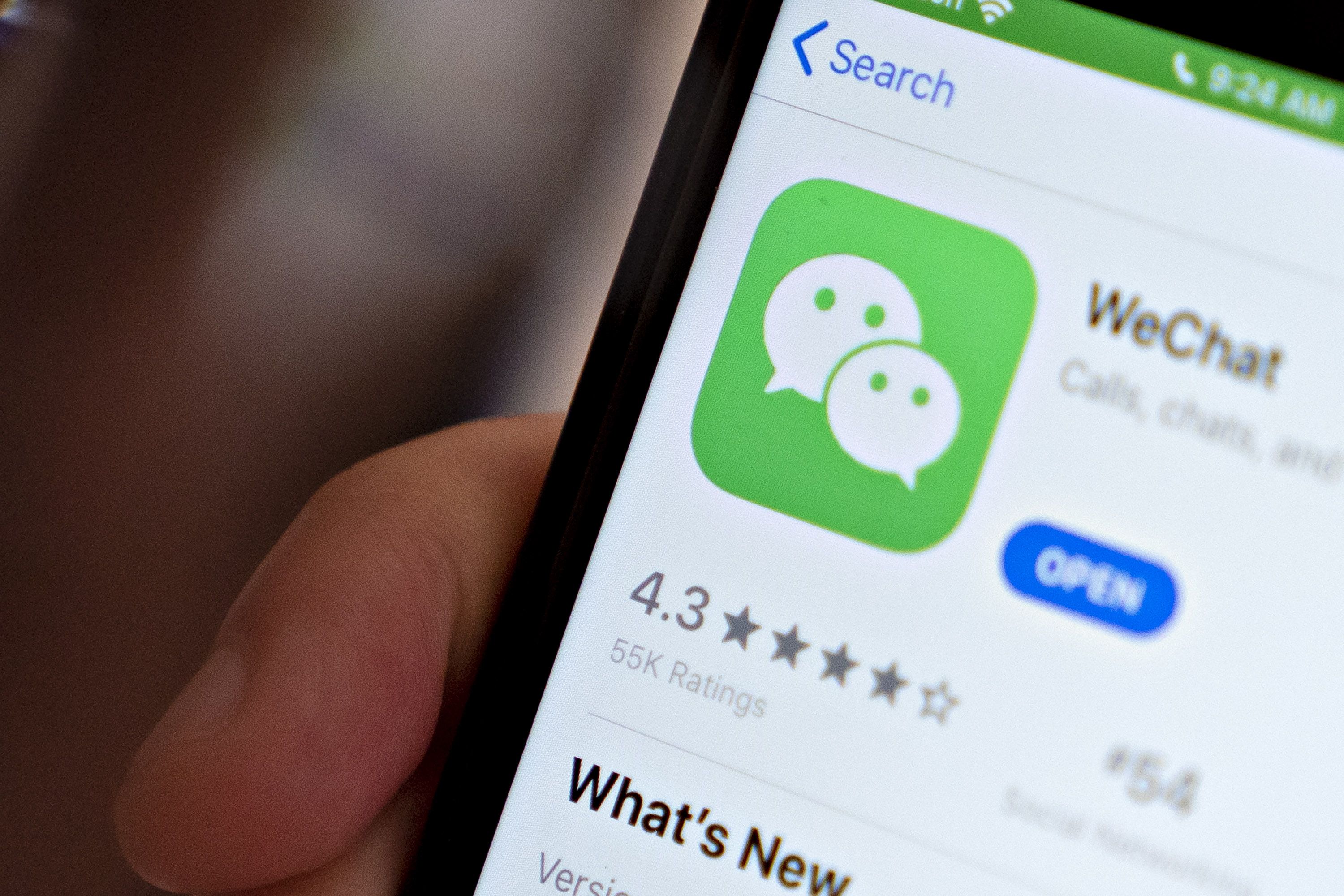 Trump Widens China Tech Attack, Banning Tencent's WeChat, TikTok