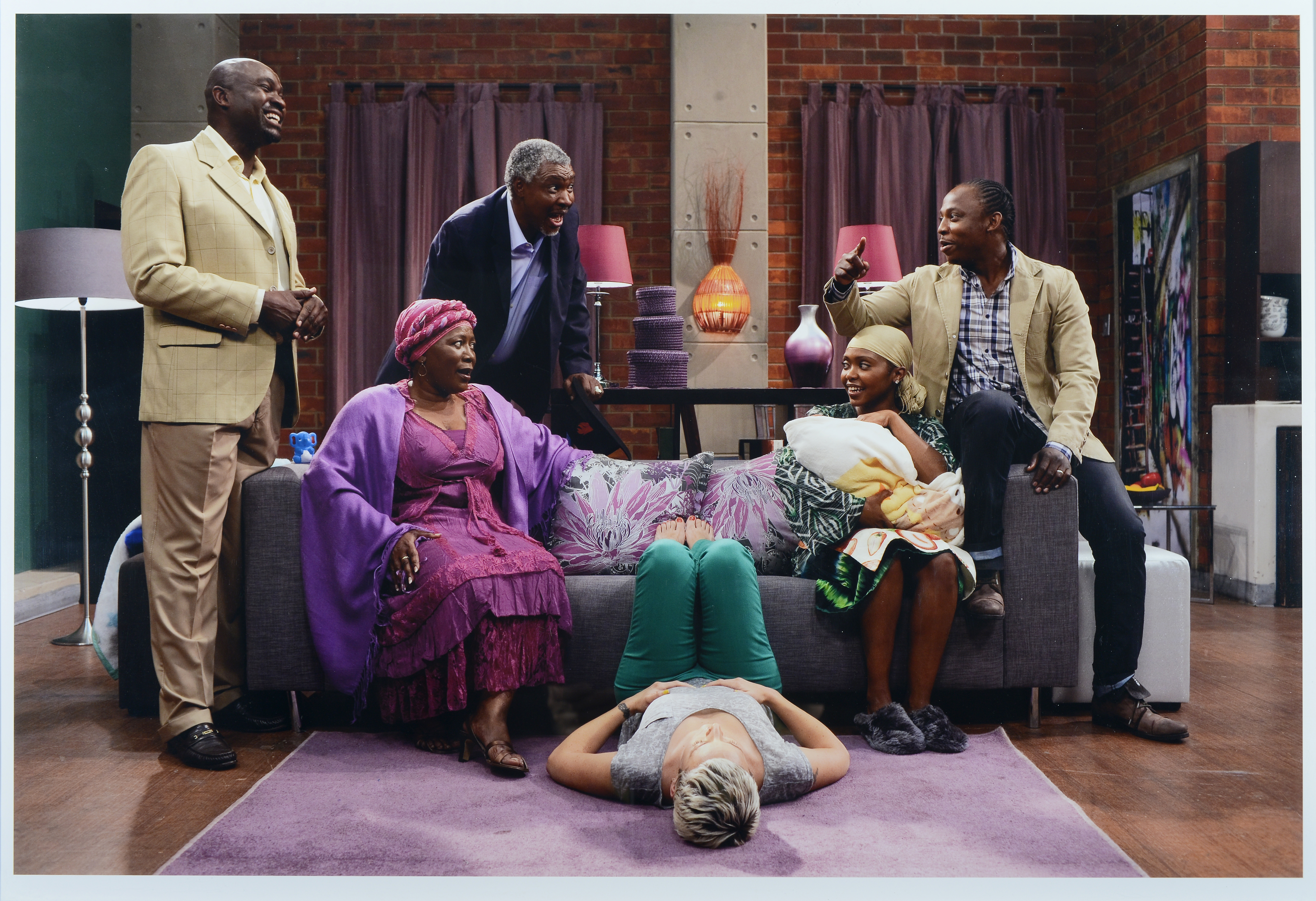 Photographs in Our Mother Tongue: Early years of democracy under scrutiny