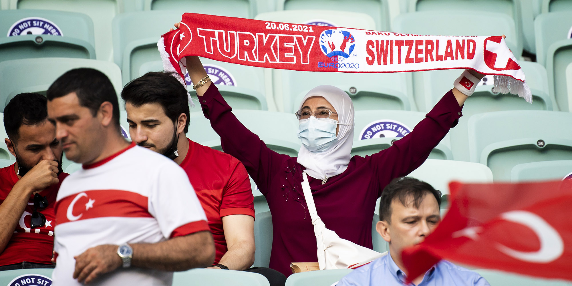 Bloomberg-Global-Update20/6 option 4