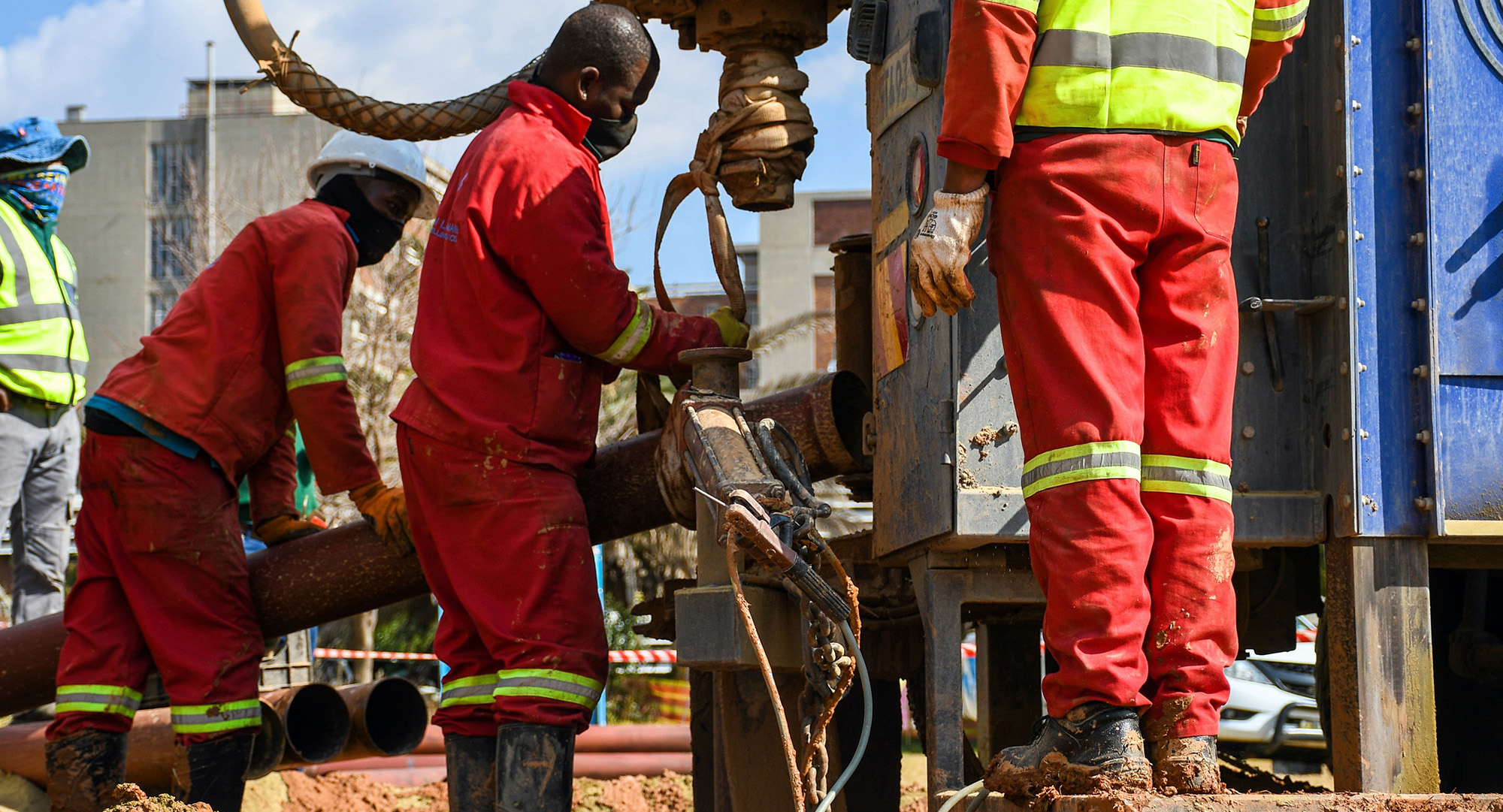 They know the drill: Gift of the Givers steps up to sink boreholes for battling Joburg hospitals