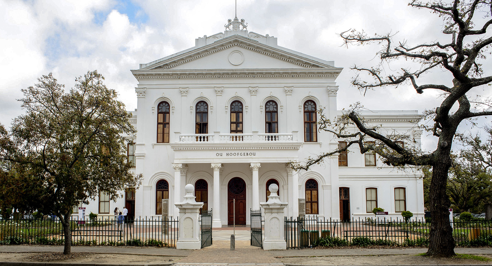 Lost in (mis)translation: Probe into  alleged ban on Afrikaans at Maties residences hears starkly conflicting arguments