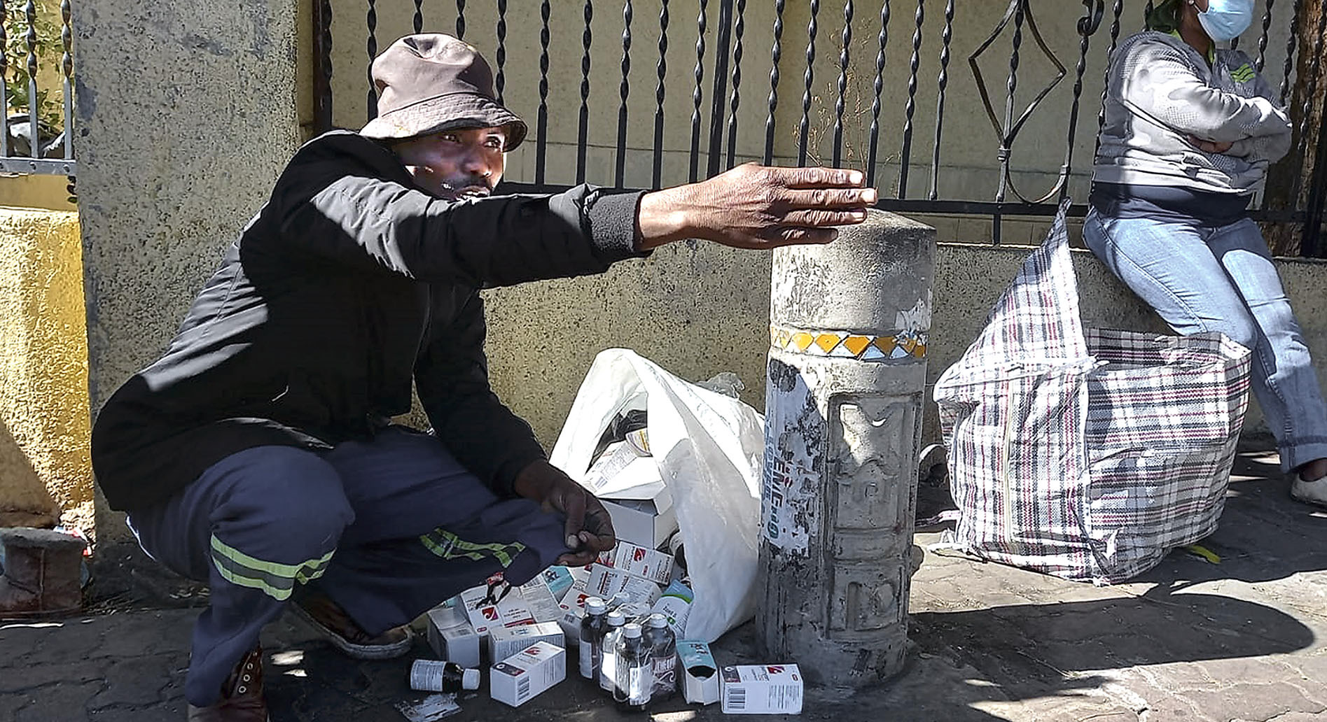 Medicine and mayhem: How to restore medical security and supply after the looting