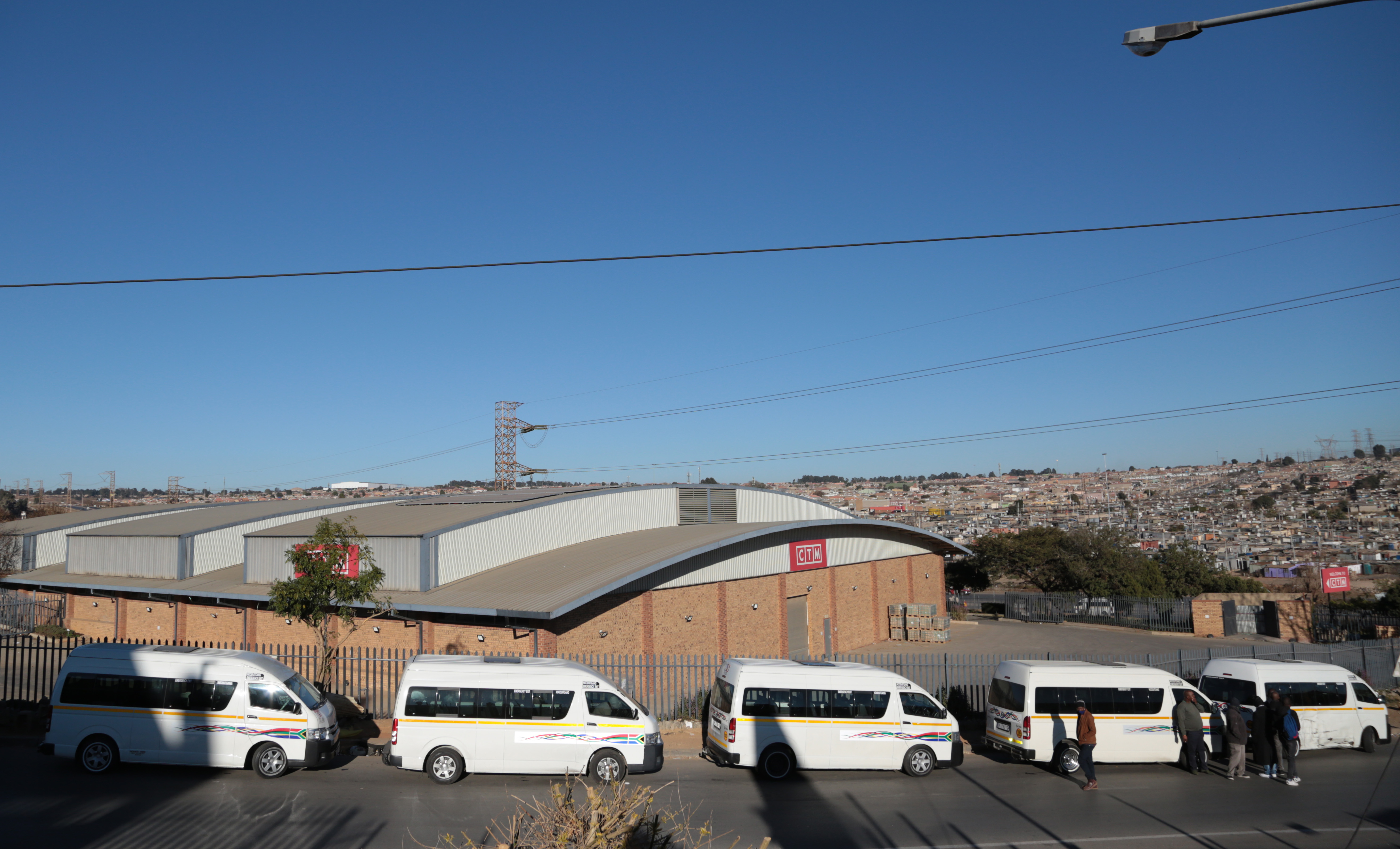 Call for citizens to push back to restore peace as Ramaphosa scrambles for a solution