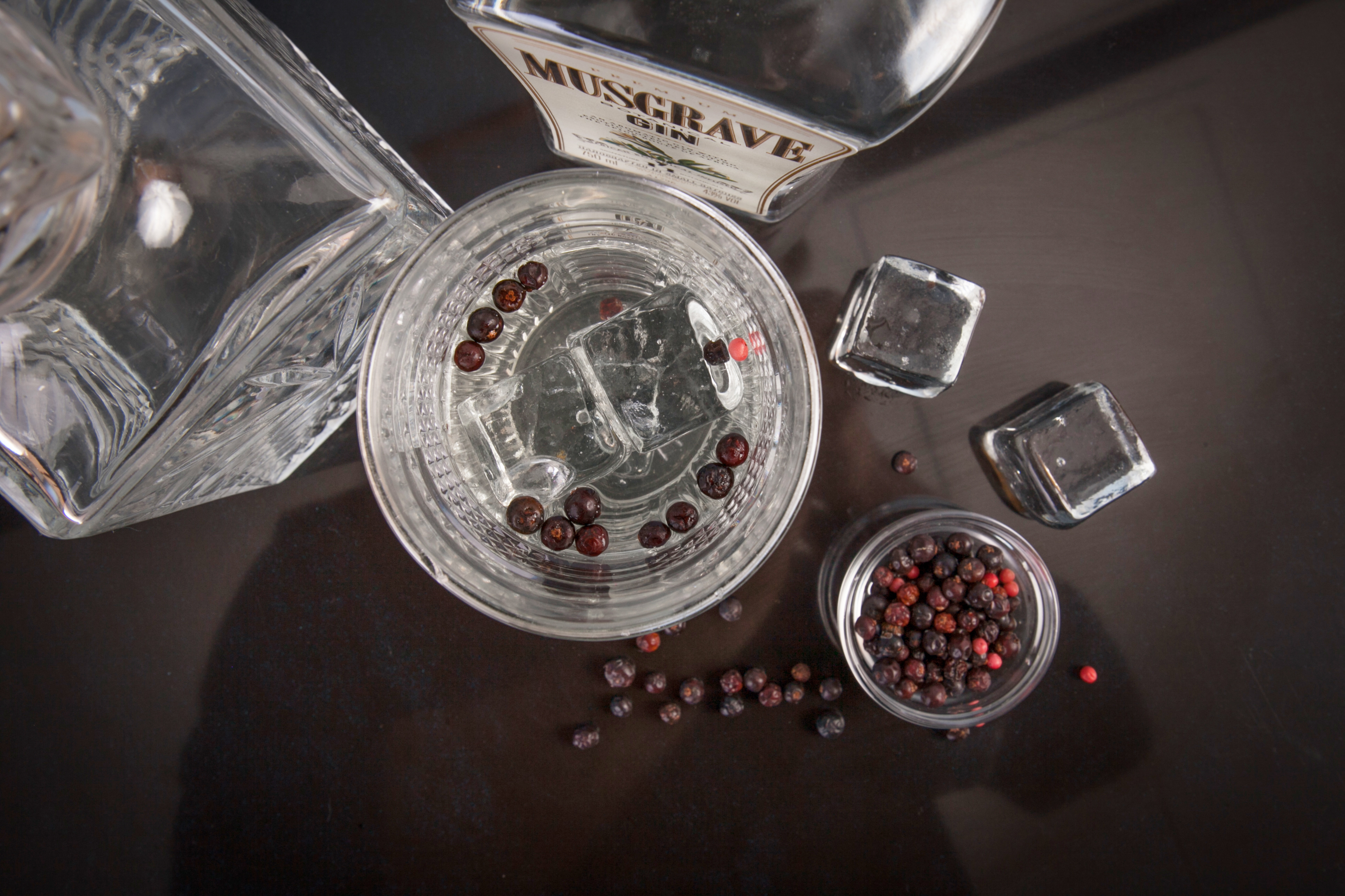 Juniper & Gin, a devil of a match