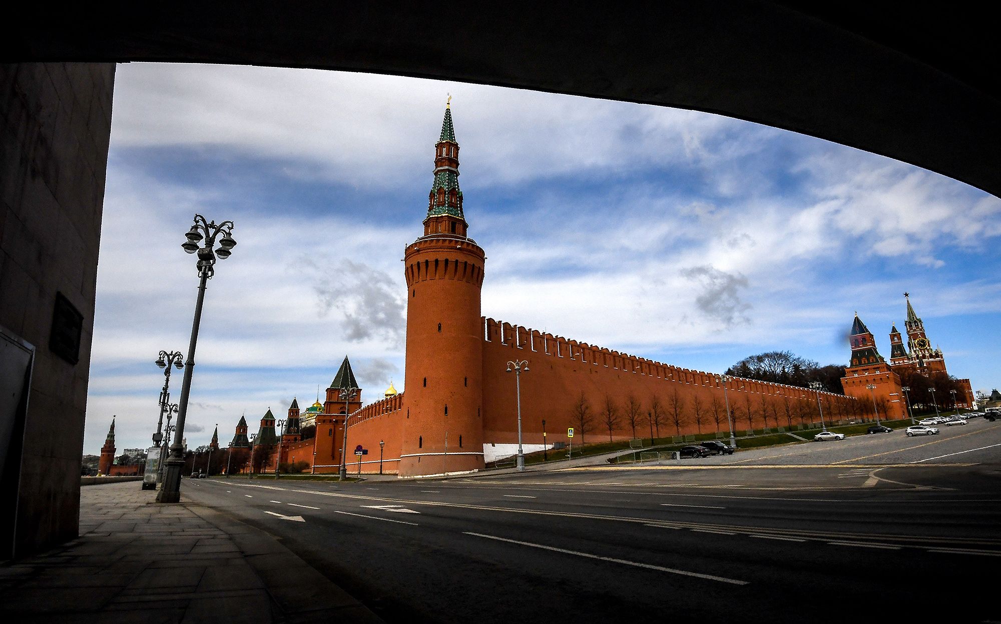 Putin Says Tens of Covid-19 Cases in His Kremlin Entourage