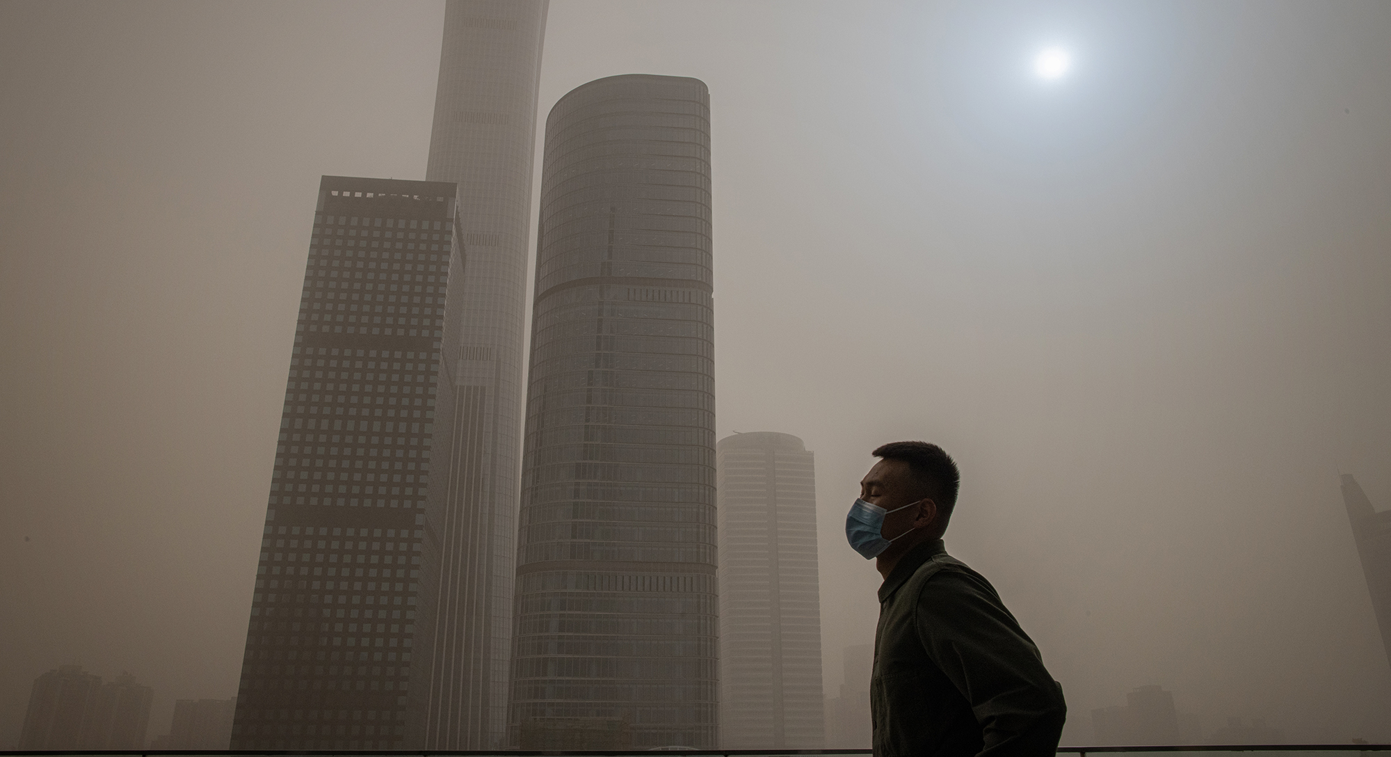 World Health Organization recommends stricter air quality guidelines to combat health and environmental risks