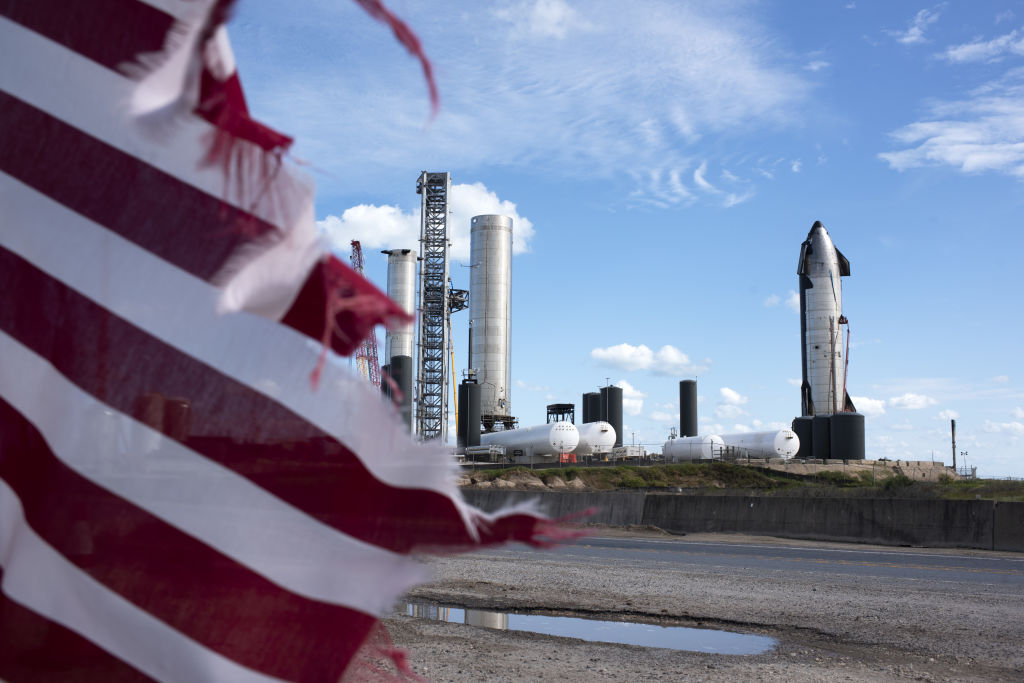 Catch a falling rocket with a helicopter? Yes, that's the plan