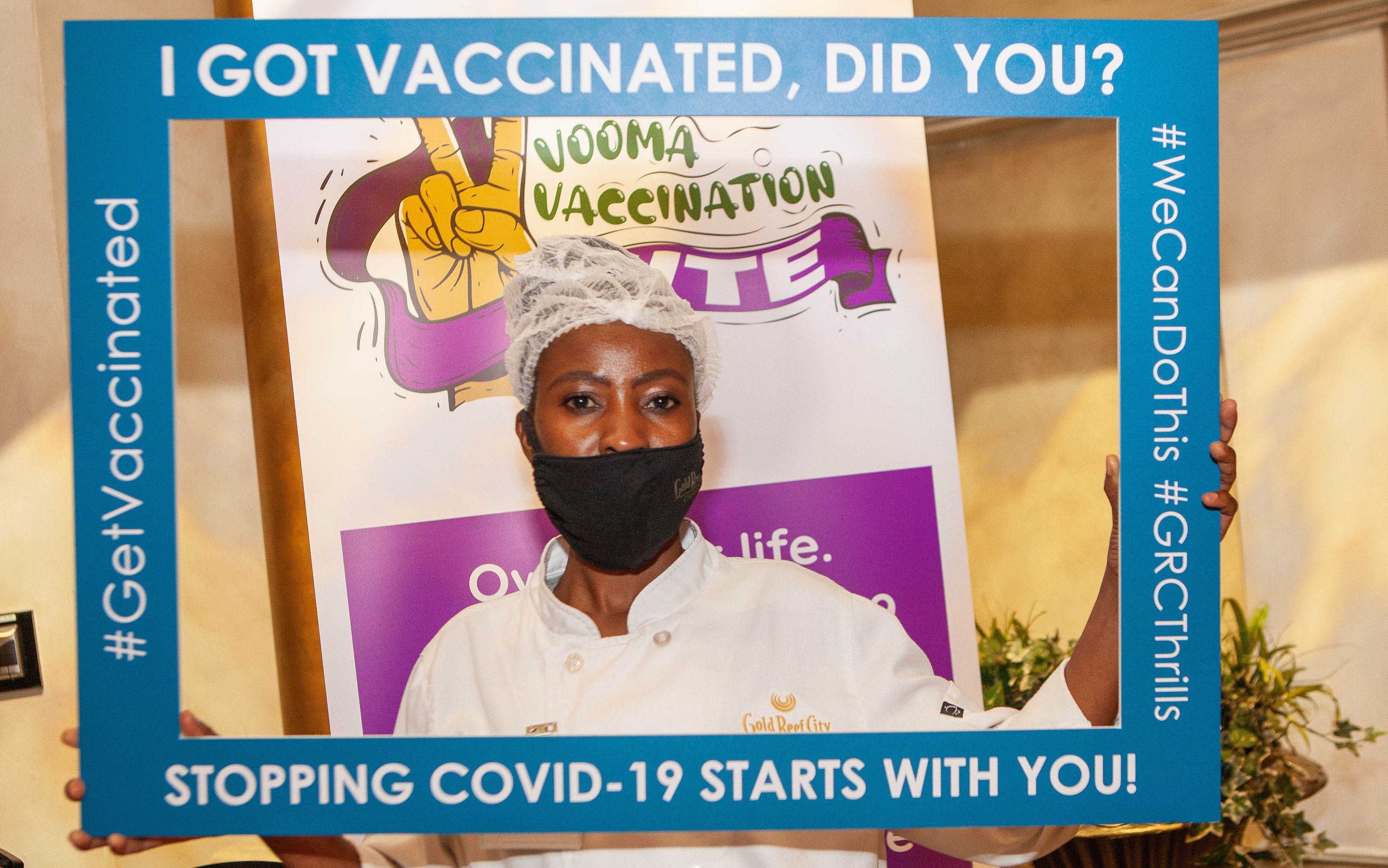 Bloomberg-Global-Update17/11