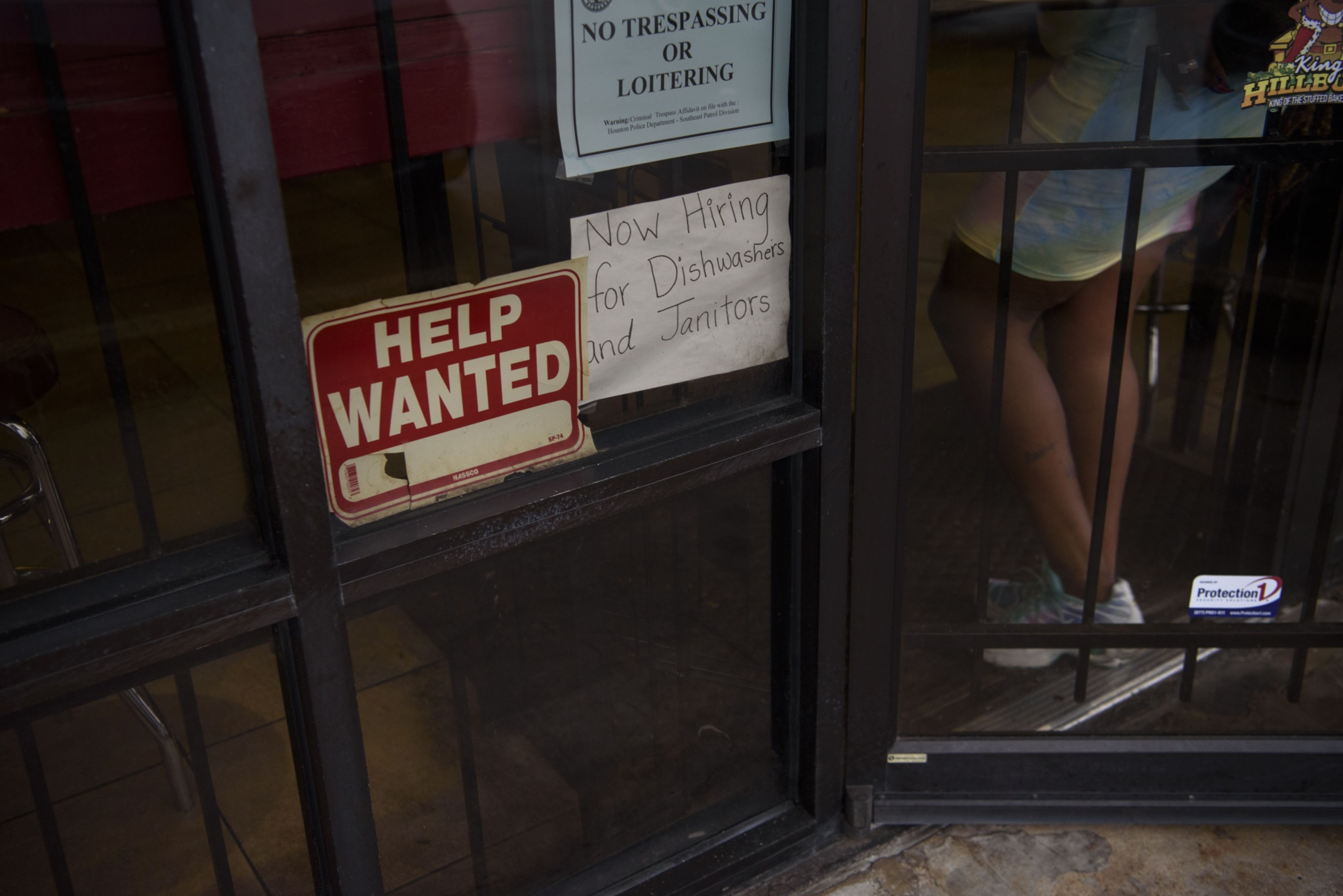 Booming U.S. Recovery Is Leaving Some Communities Completely Behind