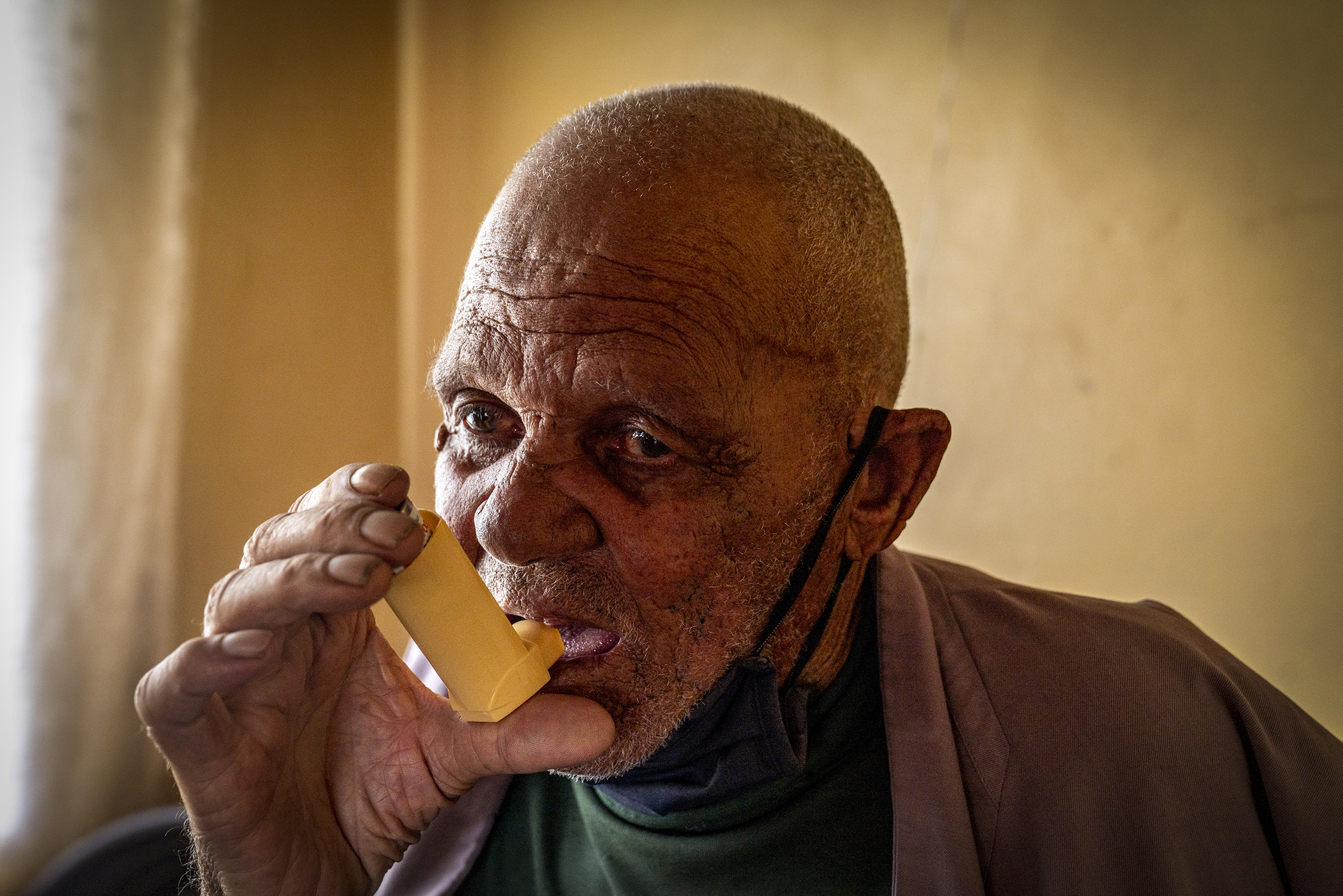 ‘If I don’t get my medication I am going to die’: Residents decry shutdown of Thusong District Hospital