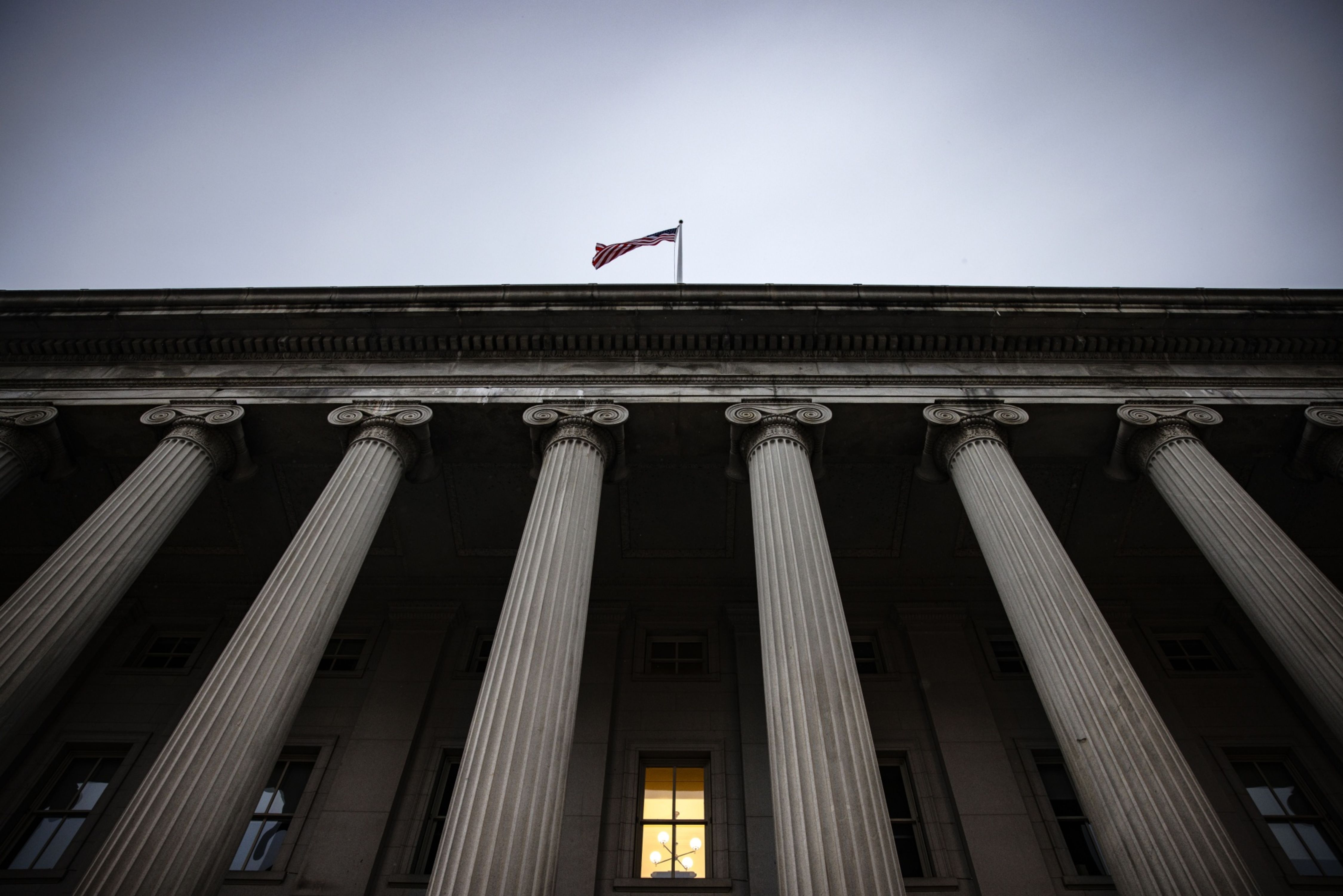 Treasury Says New Law Only Way To Fully Contain Stablecoin Risks