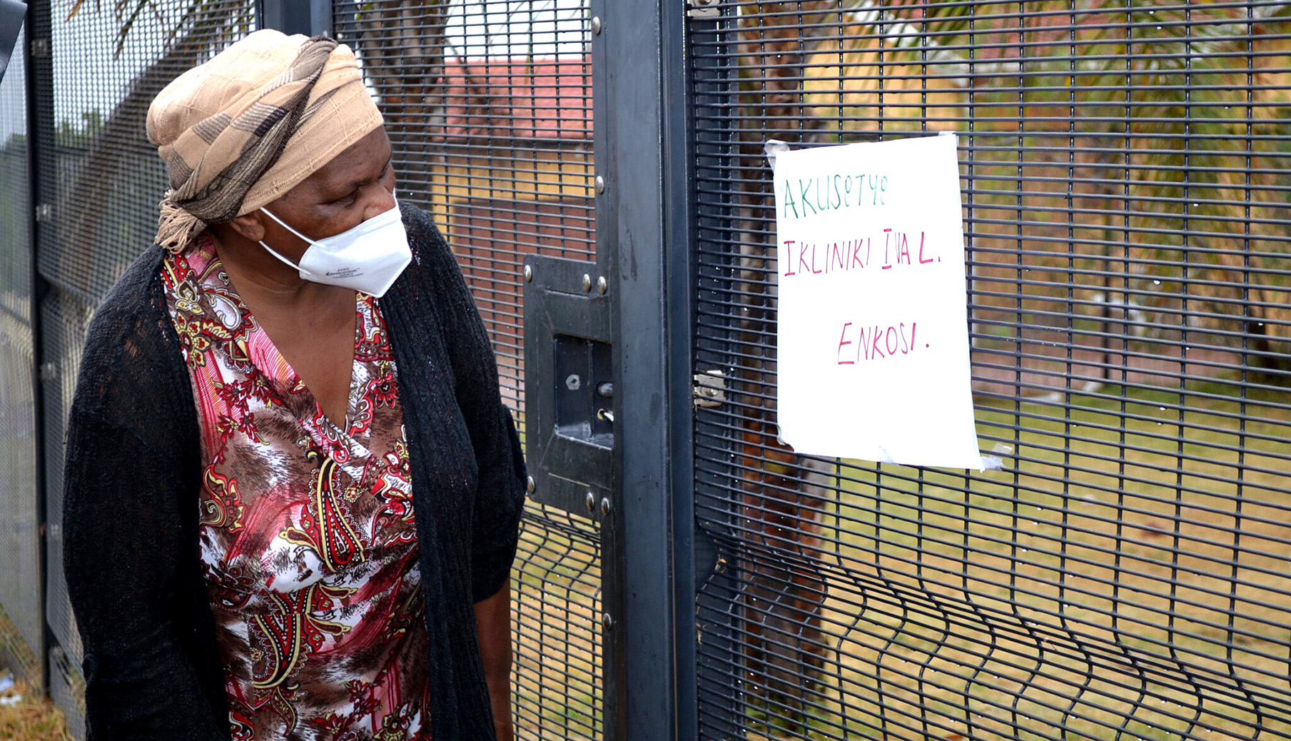 What does a security guard strike reveal about the Eastern Cape health department?