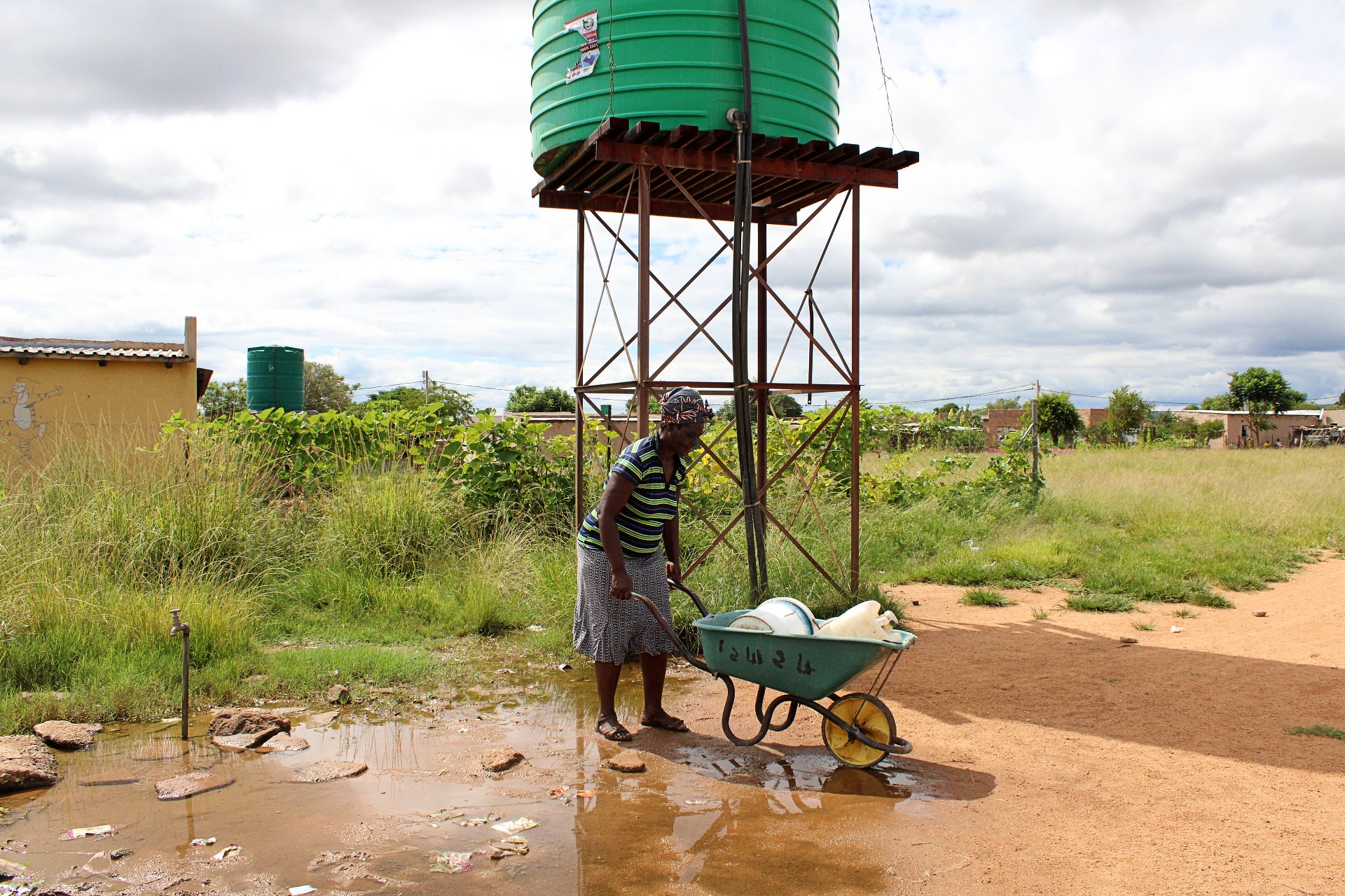 Limpopo villages still thirsty for access to clean water despite Lindiwe Sisulu’s R143m-pledge 