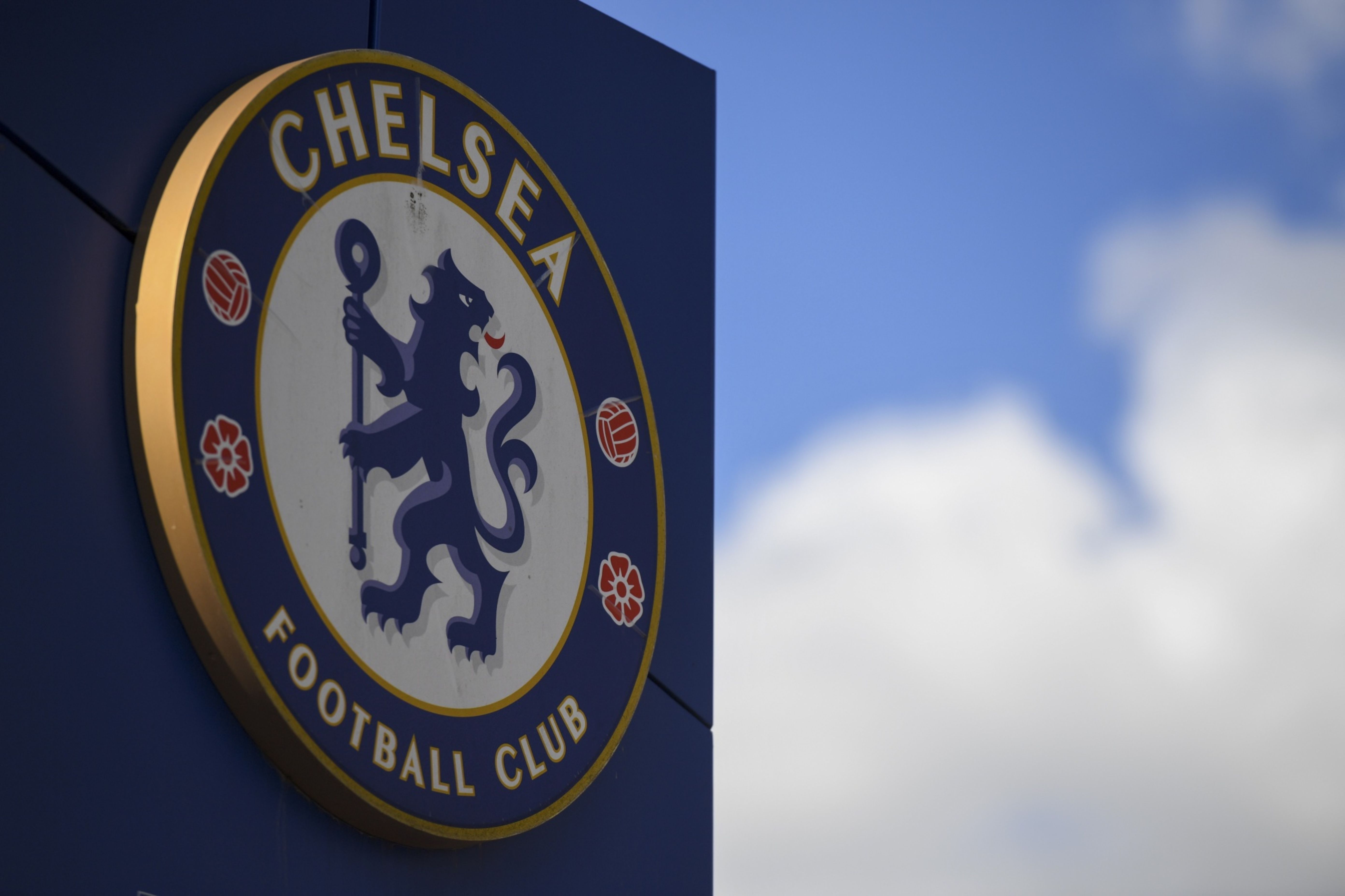Britain set to approve Abramovich's sale of Chelsea -