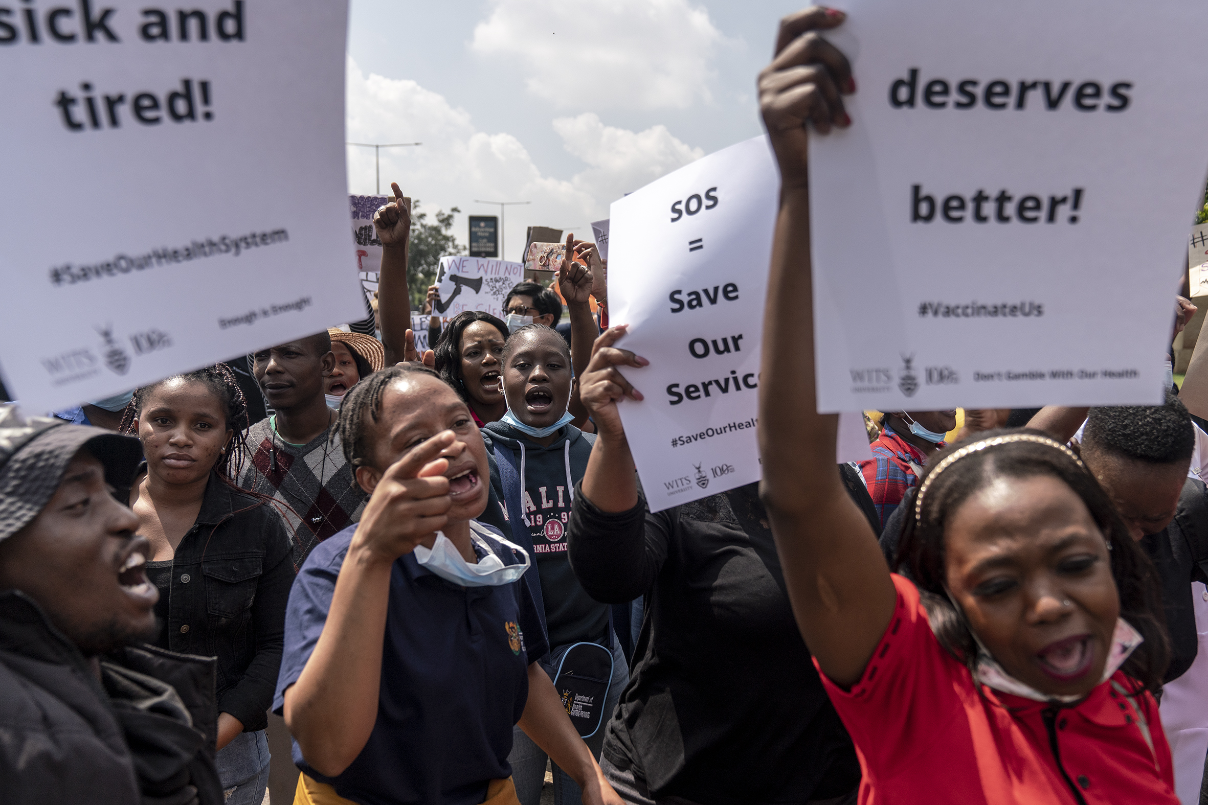 Sick state of affairs at Gauteng hospitals overflowing with human waste