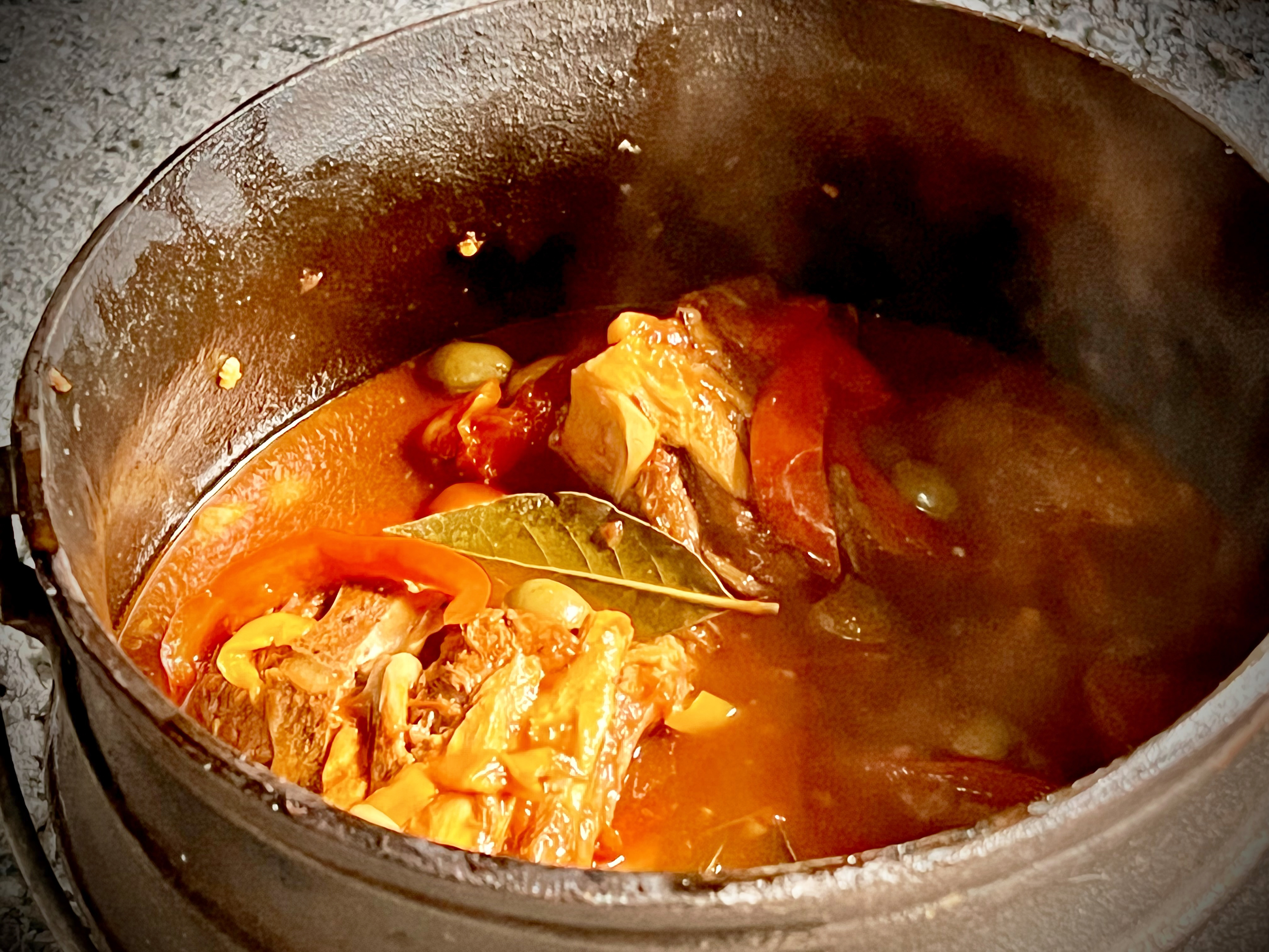 What’s cooking today: Sizzling Spanish lamb neck potjie